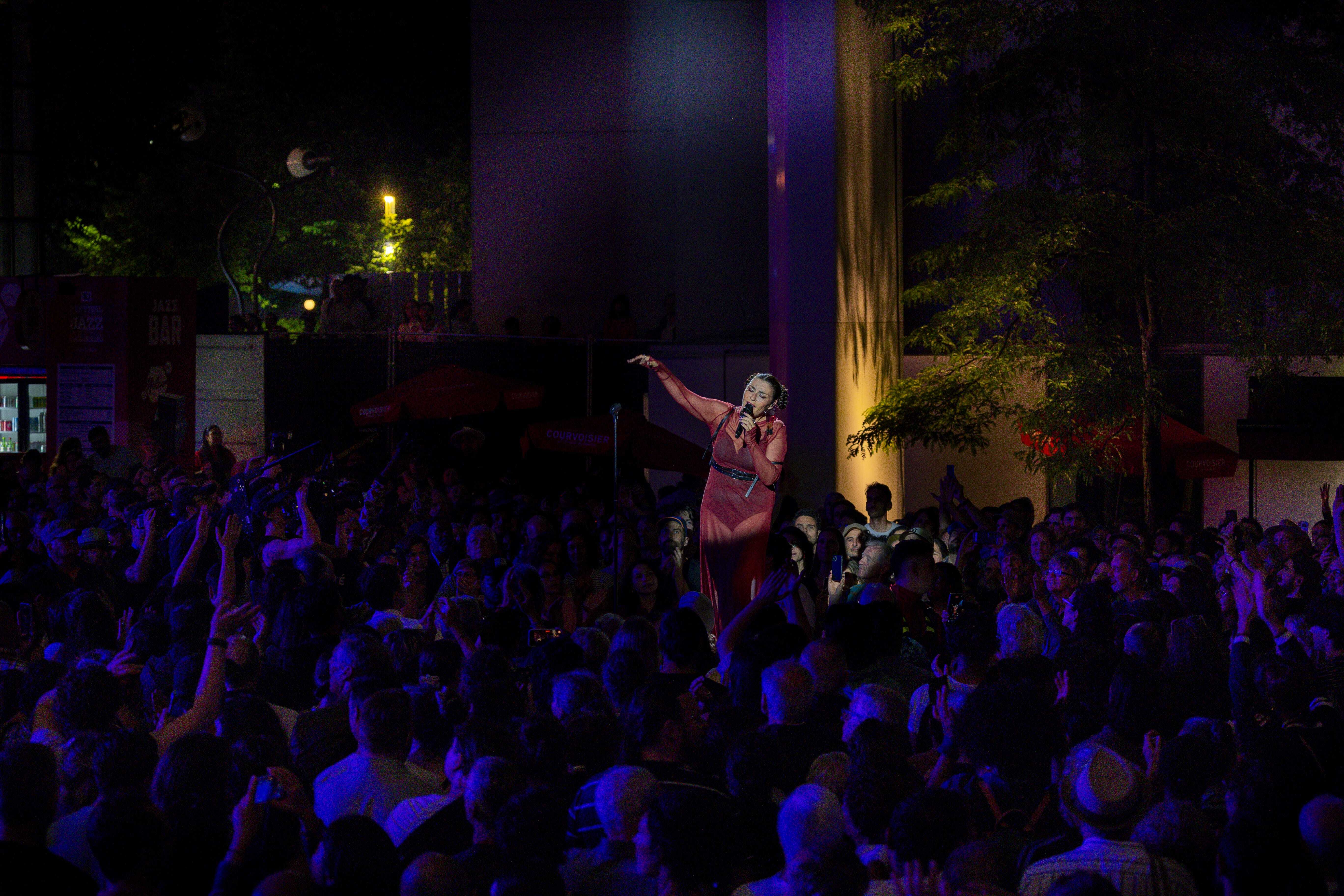 Elisapiec Frederique Menard Aubin 0608