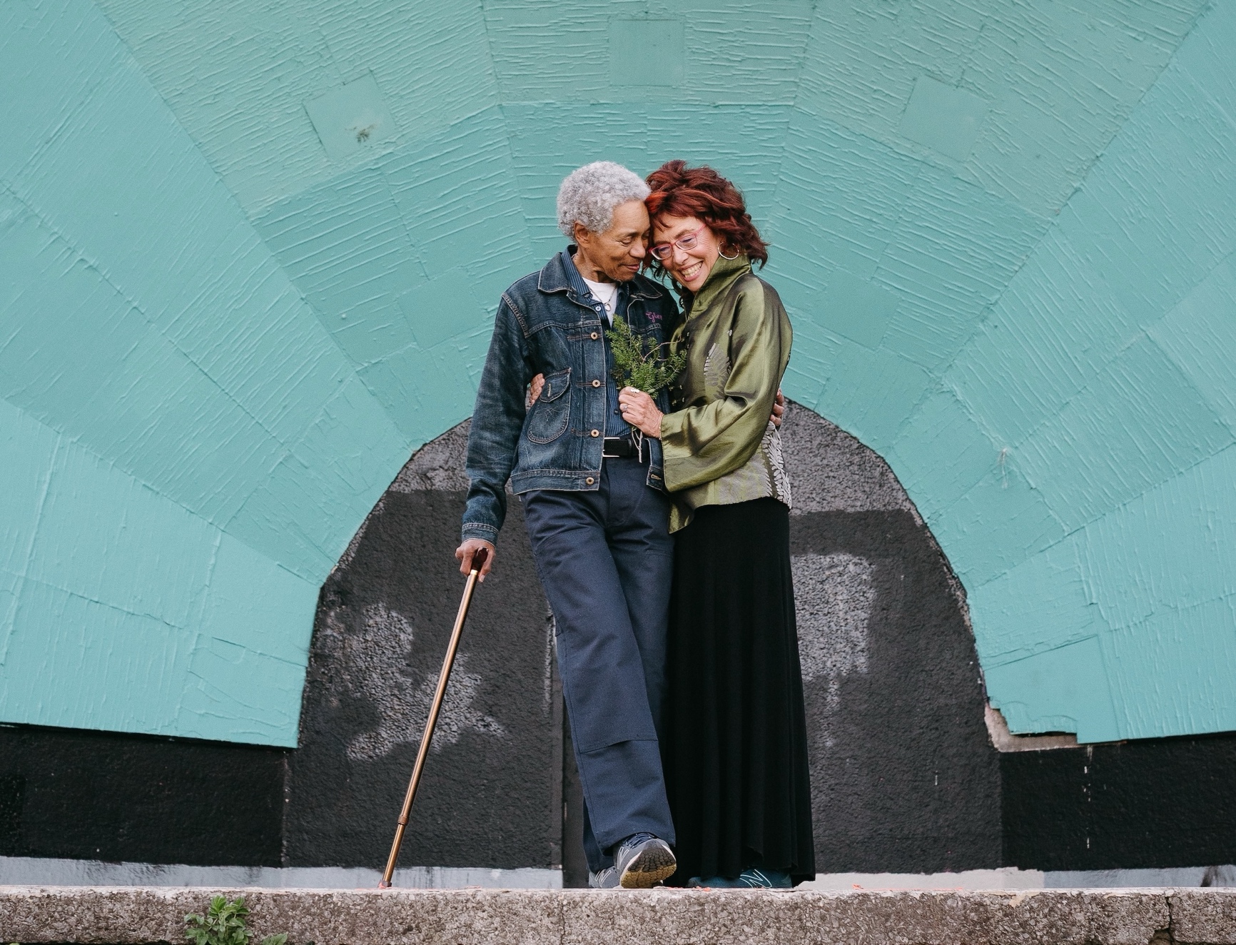 Elizabeth and Beverly Glenn Copeland 2025 blue background