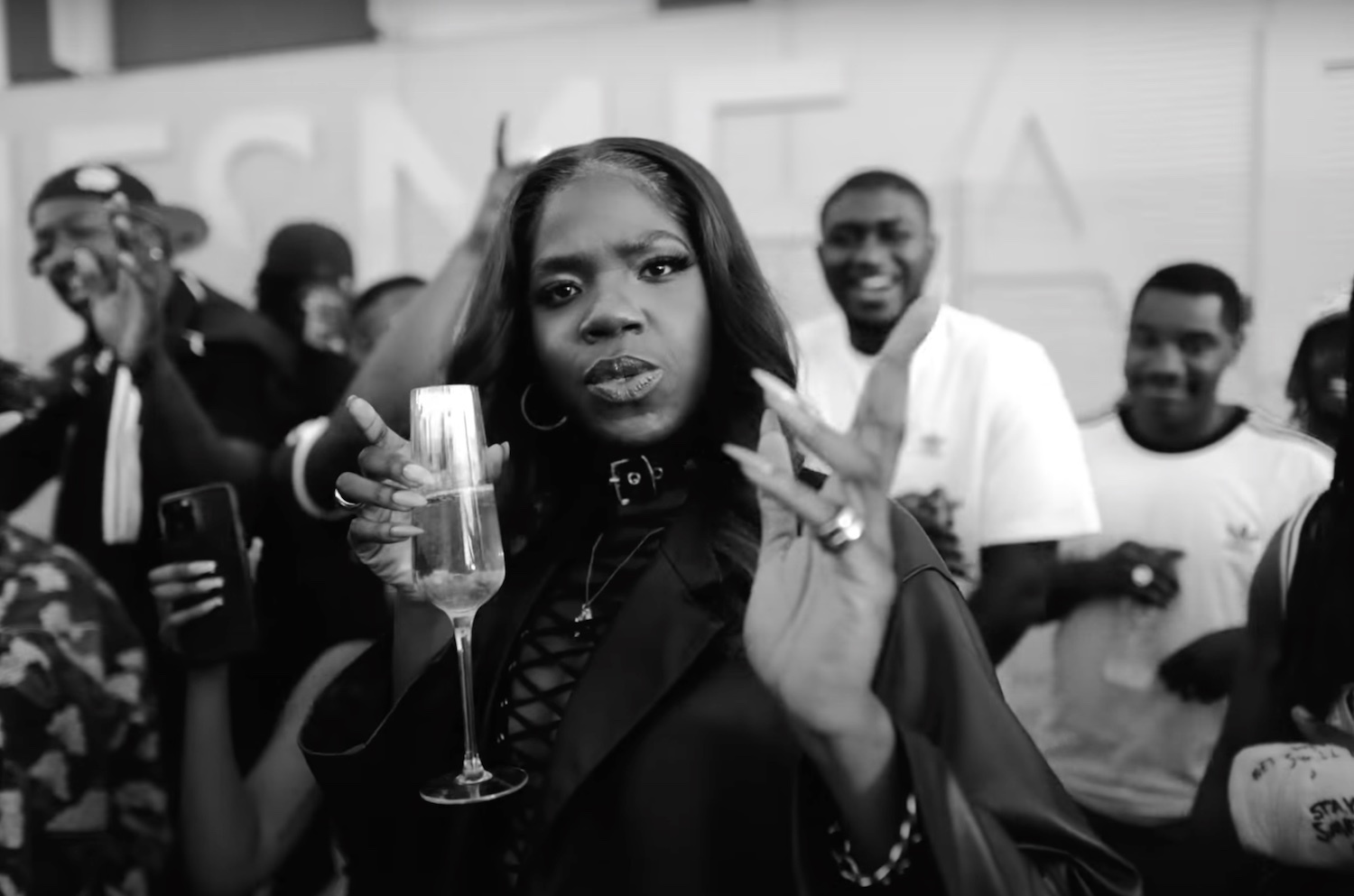 Enny Champagne Problems video