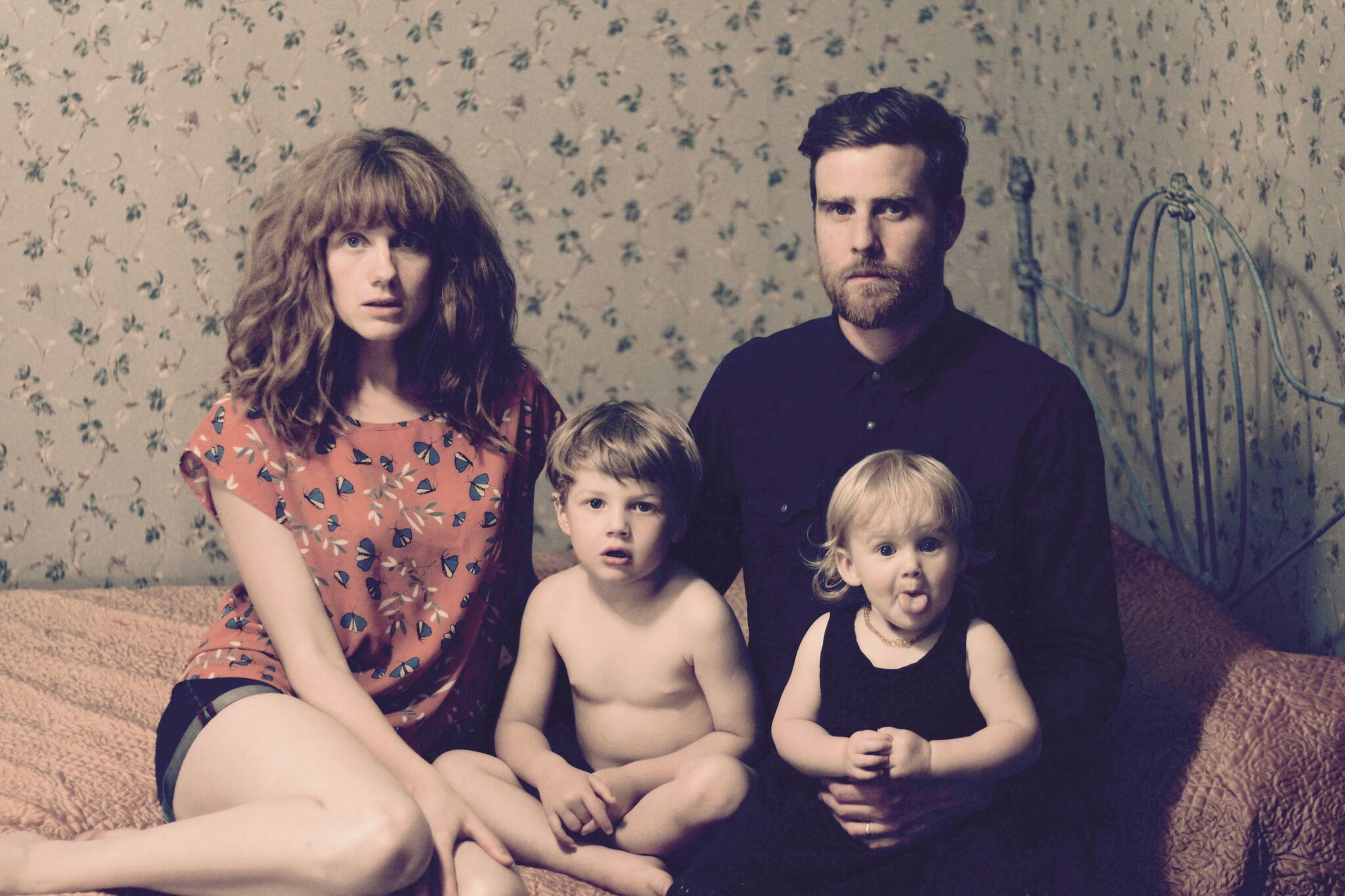 FAMLY WAITING