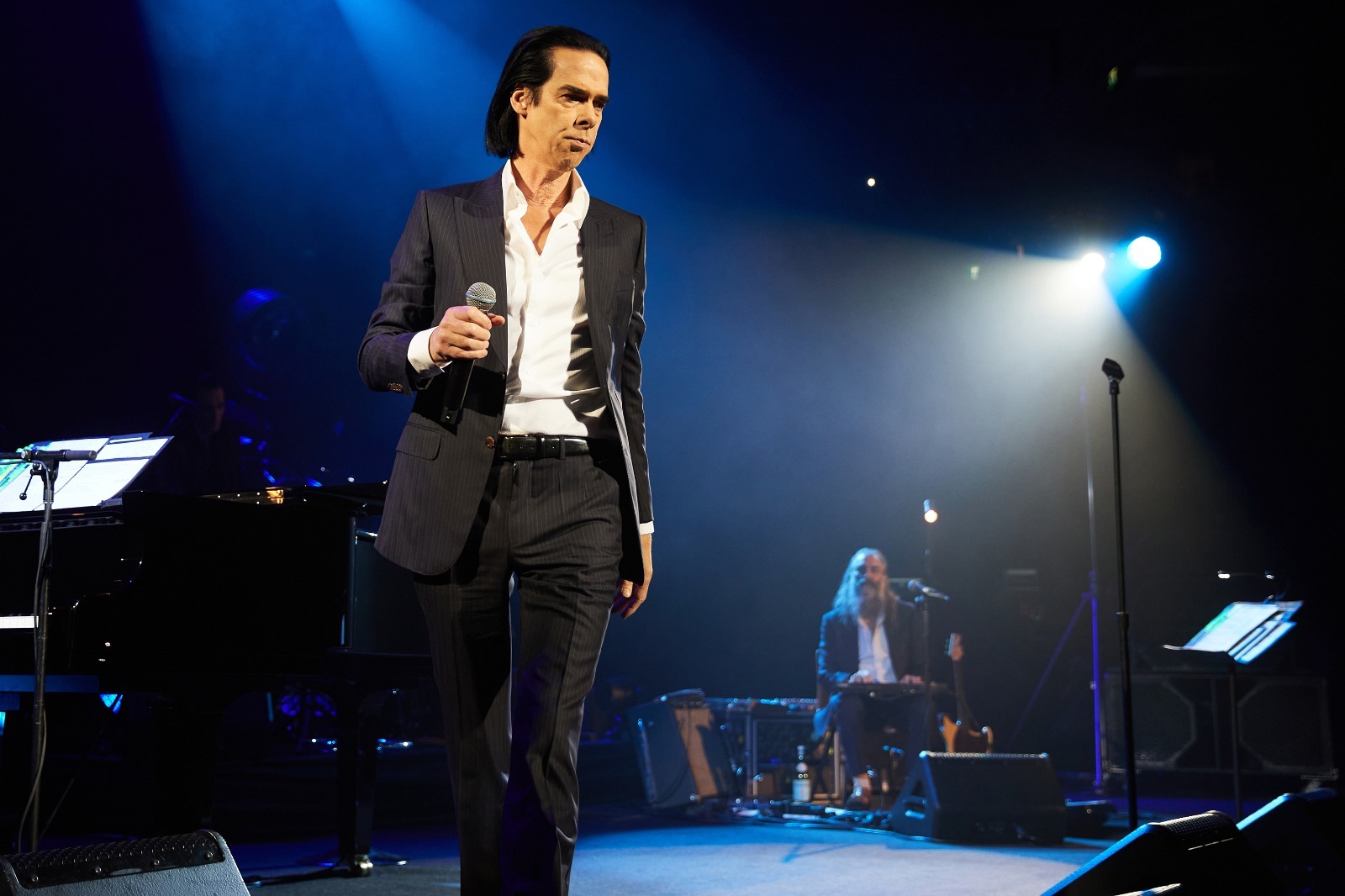 FFDAEE9 B 9 F87 49 D1 99 EE 67 FF06008374