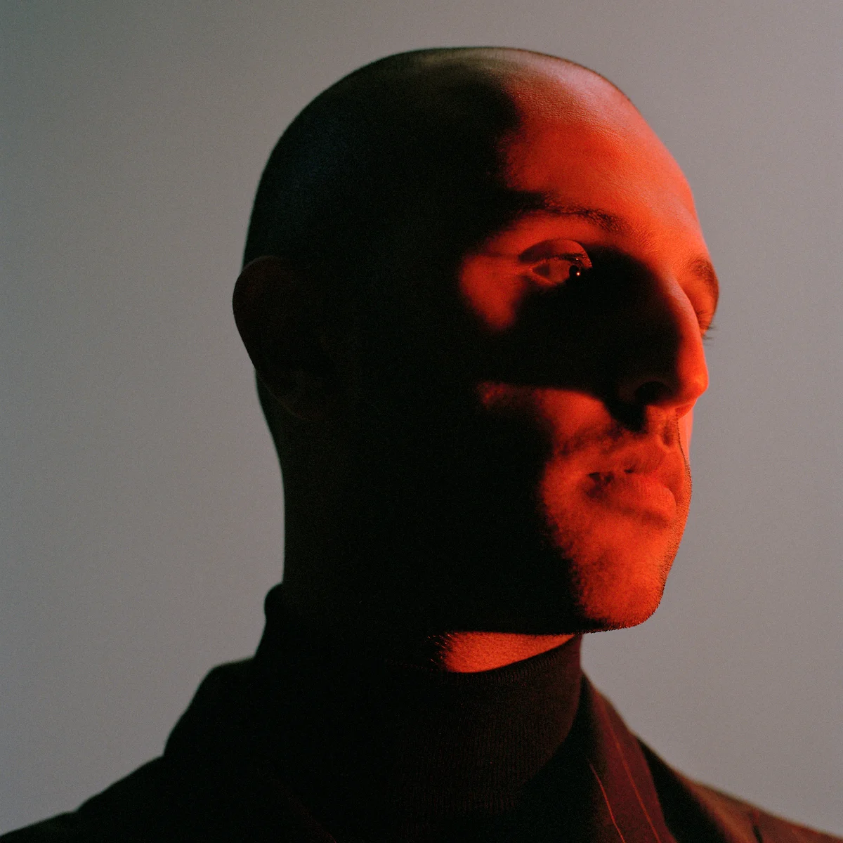 Ferdous R Ferdous lives for the present moment on gooey R&B cut