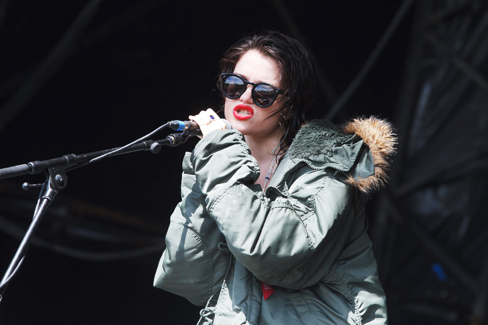 Field Day 2014 Victoria Park 07 08 06 14 Wunmi Onibudo Sky Ferreira
