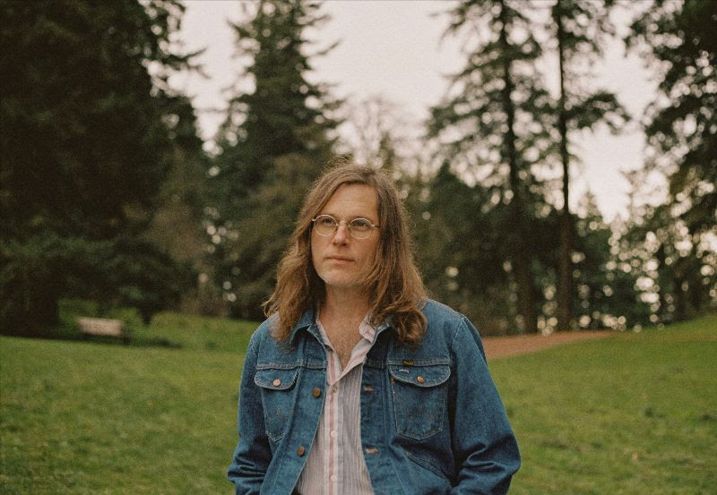 Fruit Bats blurs the lines of love and heartbreak on new single, “Think Aboutcha”