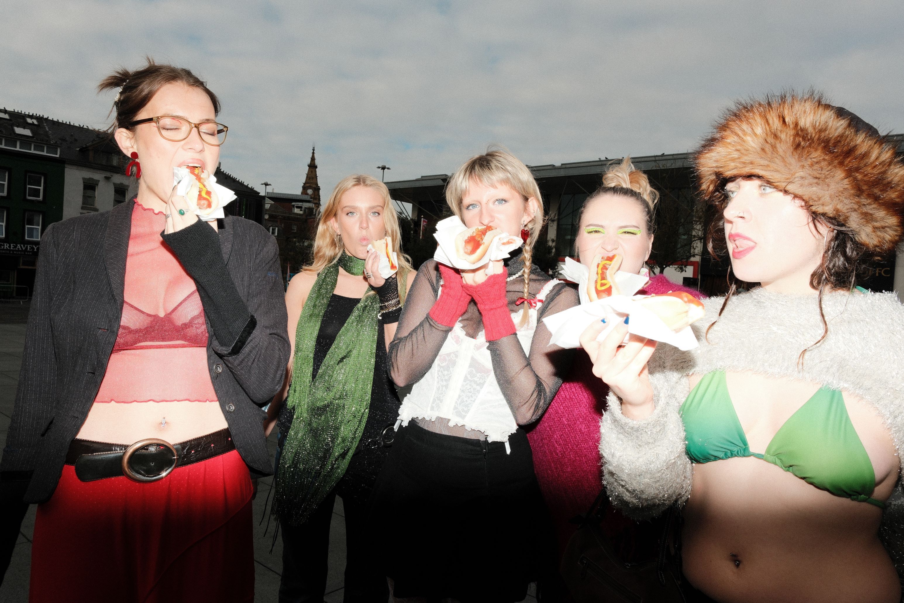 Girl Group Yay Saturday Press Pic