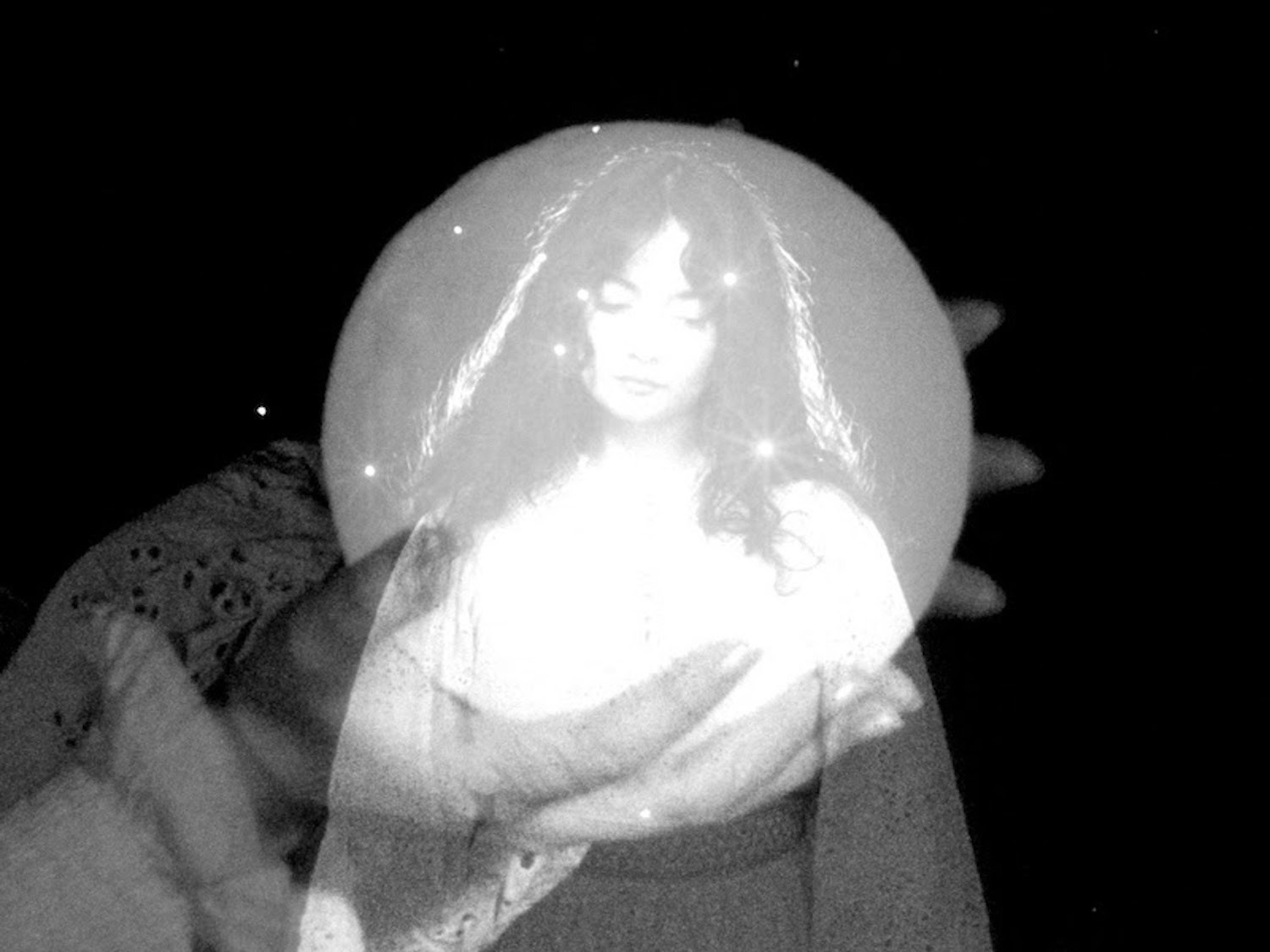 Gloria de Oliveira Dean Hurley in video for Picture of a Picture