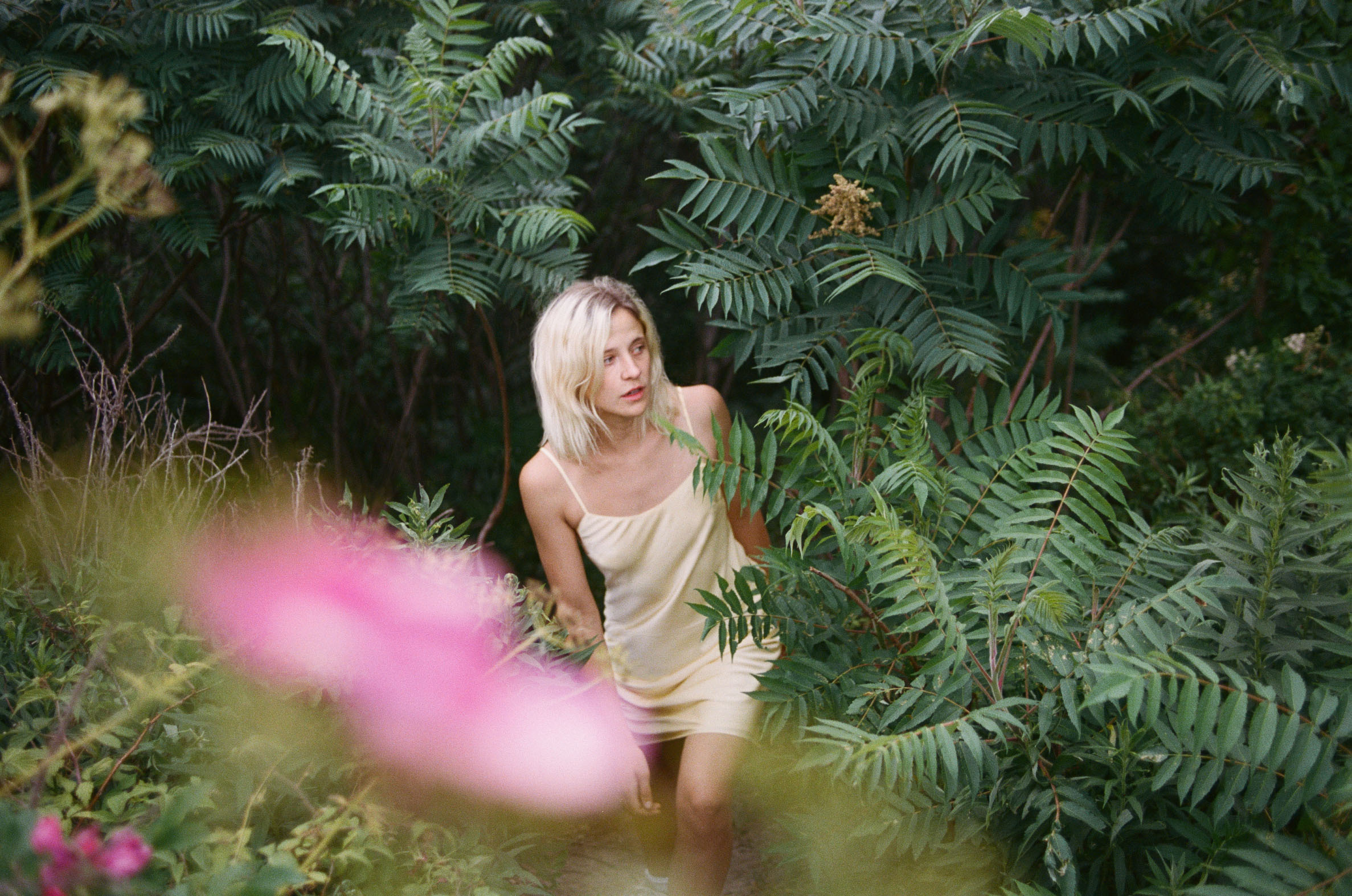 Helena Deland c Tess Roby