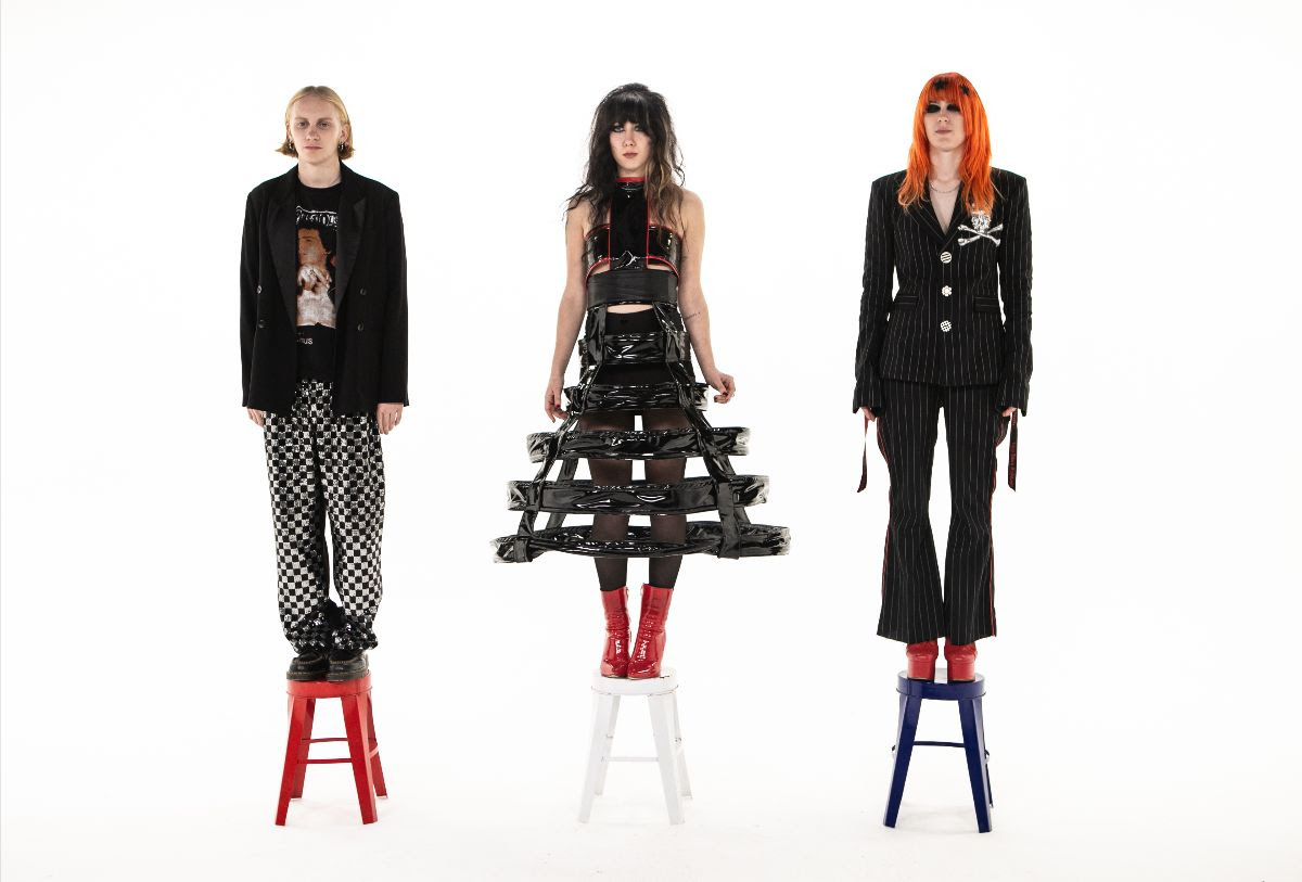 Hot Wax One More Reason