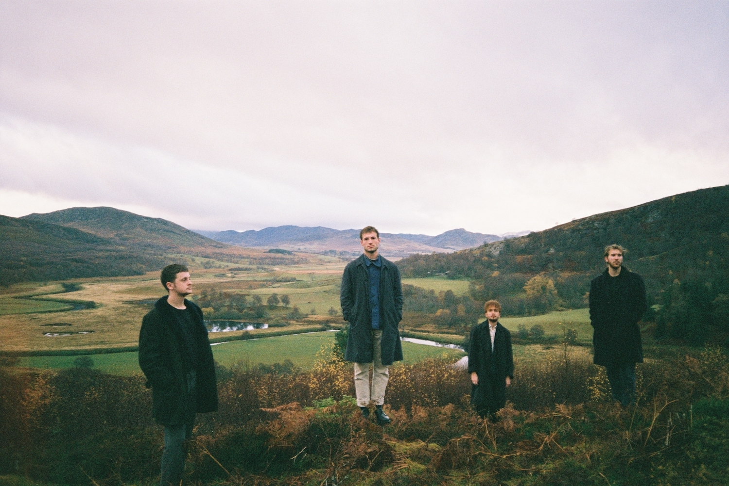 Hot dreams Roll1 B023225 R1 17 17