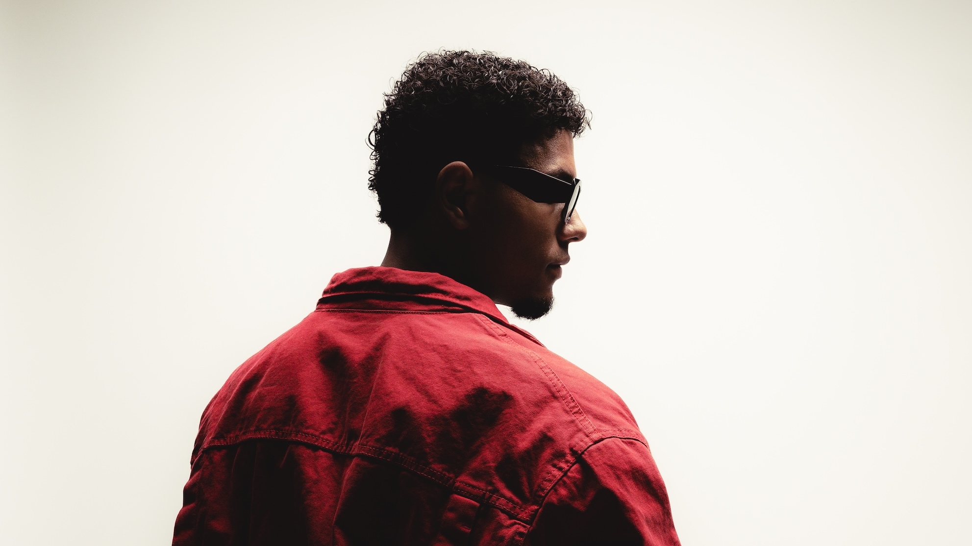 Former professional footballer ELIKIA releases new single 