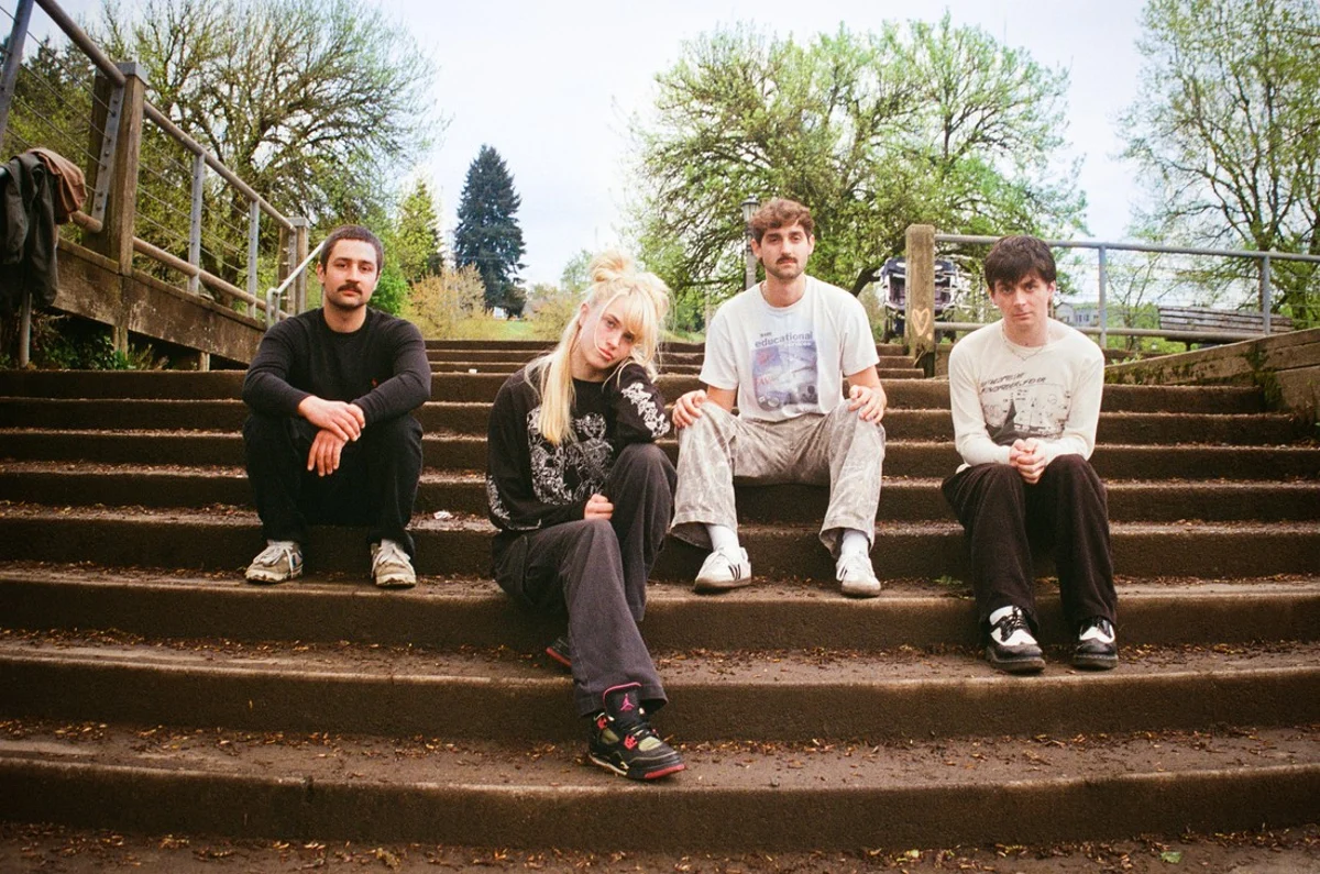 Growing Pains sign to Photo Finish and share new single, “Swimming”