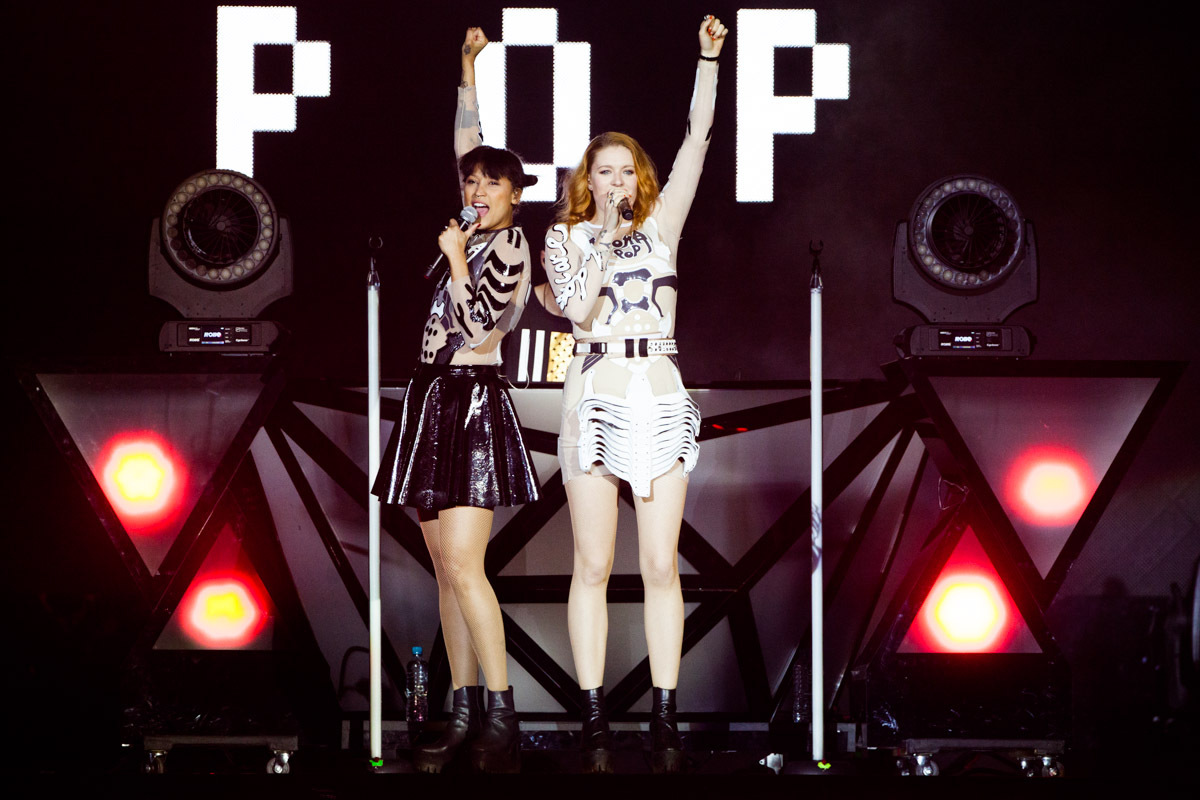 Icona Pop O2 Arena London 270514 Jason Williamson 12