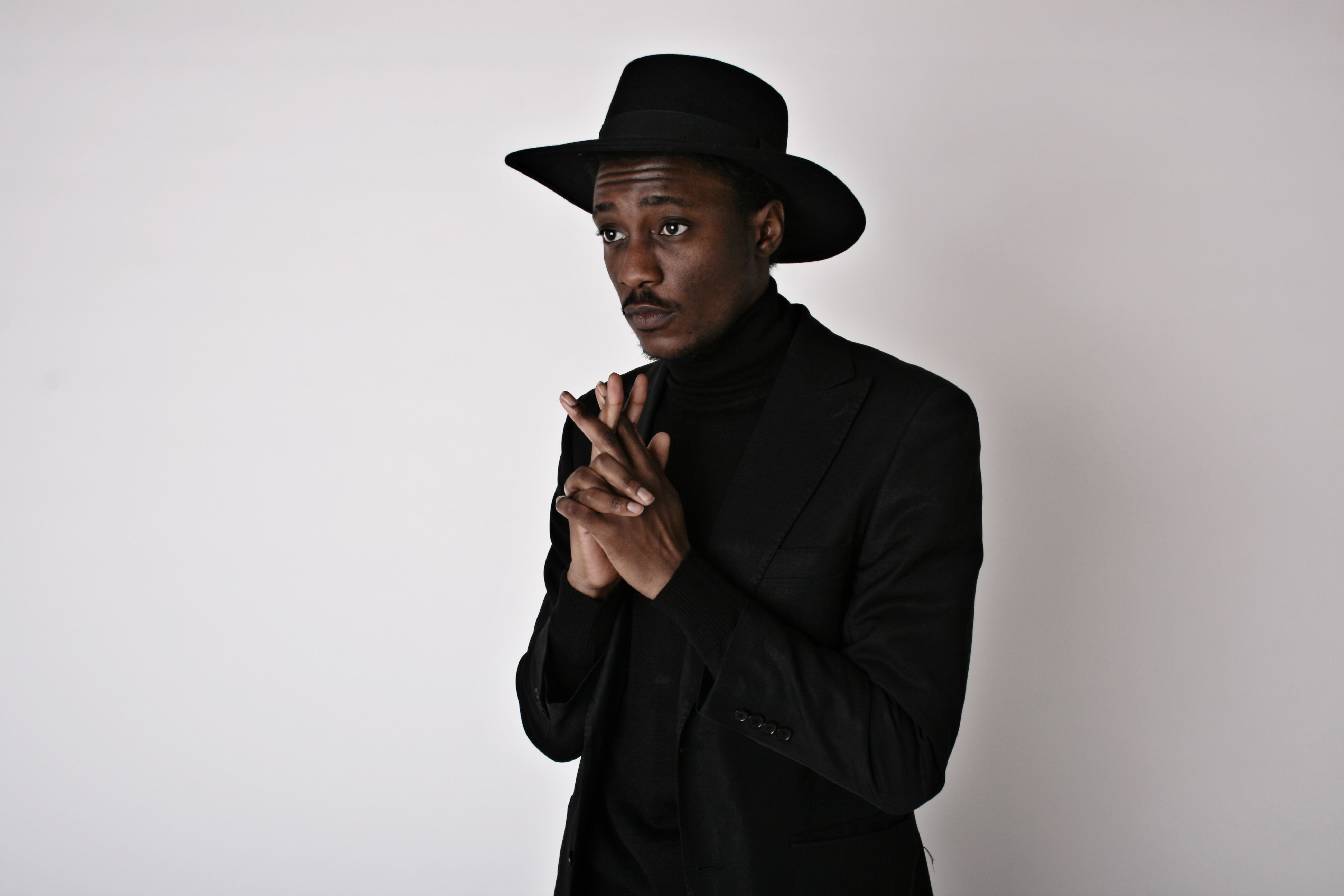 JOHN GRVY pic by Miqui Brightside