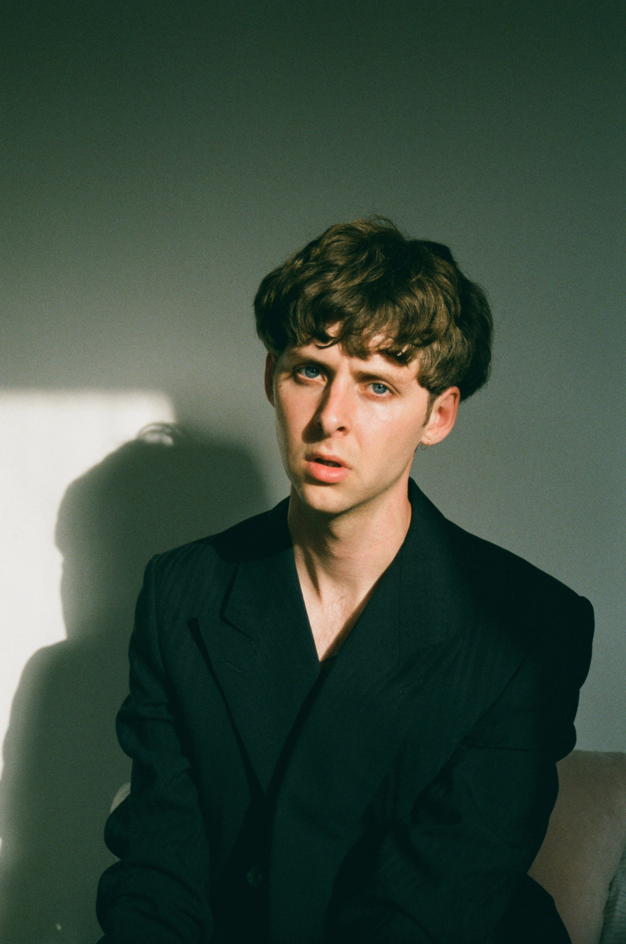 JW Ridley press shot Somewhere Else v1