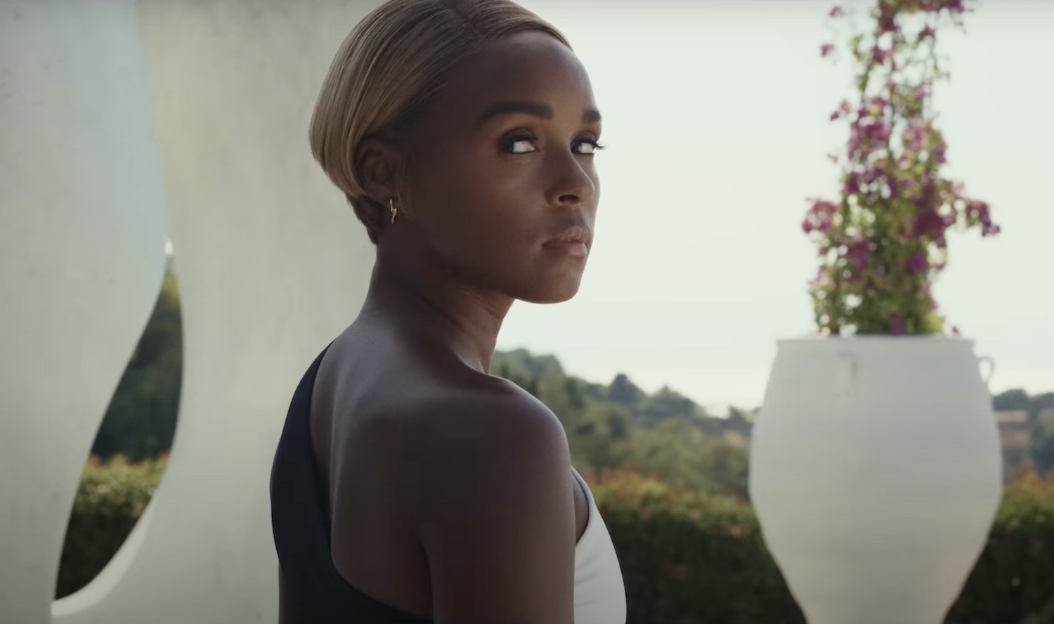 Janelle Monae Glass Onion A Knives Out Mystery trailer