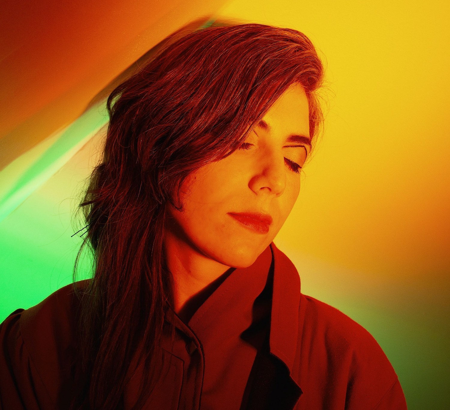 Julia Holter Credit Tammy Nguyen 300dpi