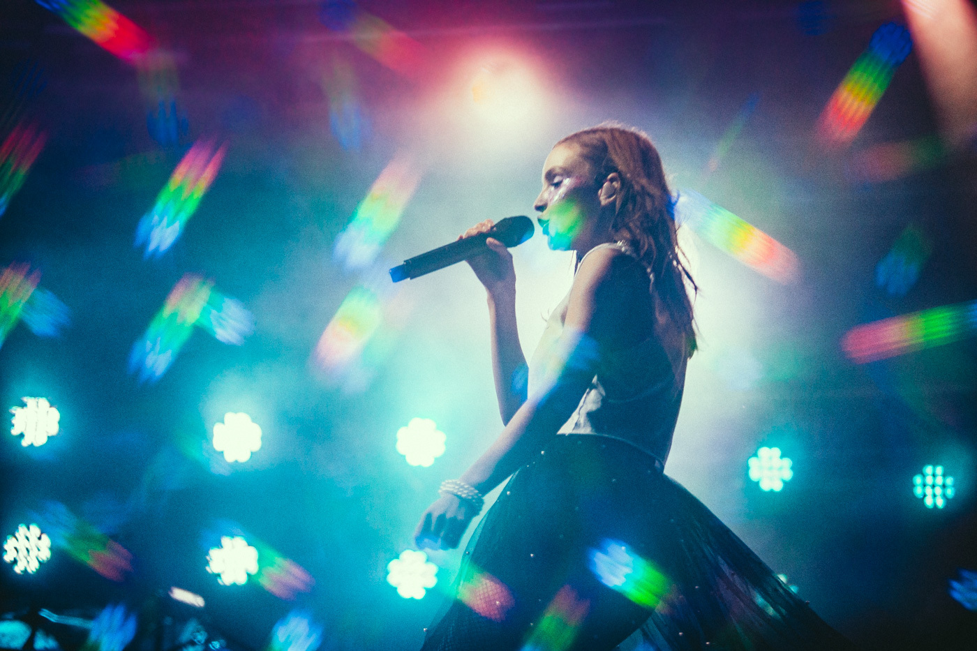 KR NOSALIVE18 418 CHVRCHES