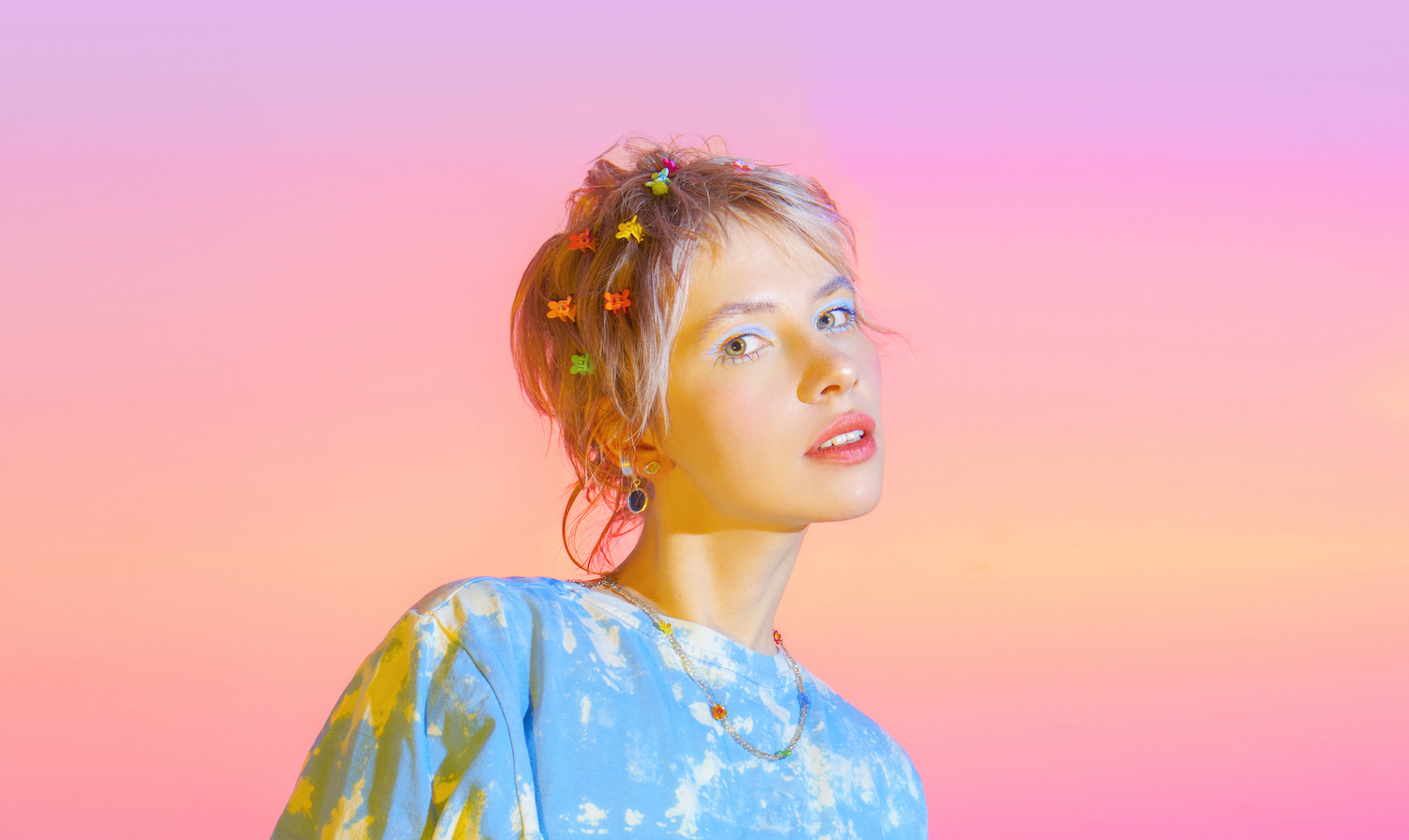 Kate NV neon hair clips pastel backdrop