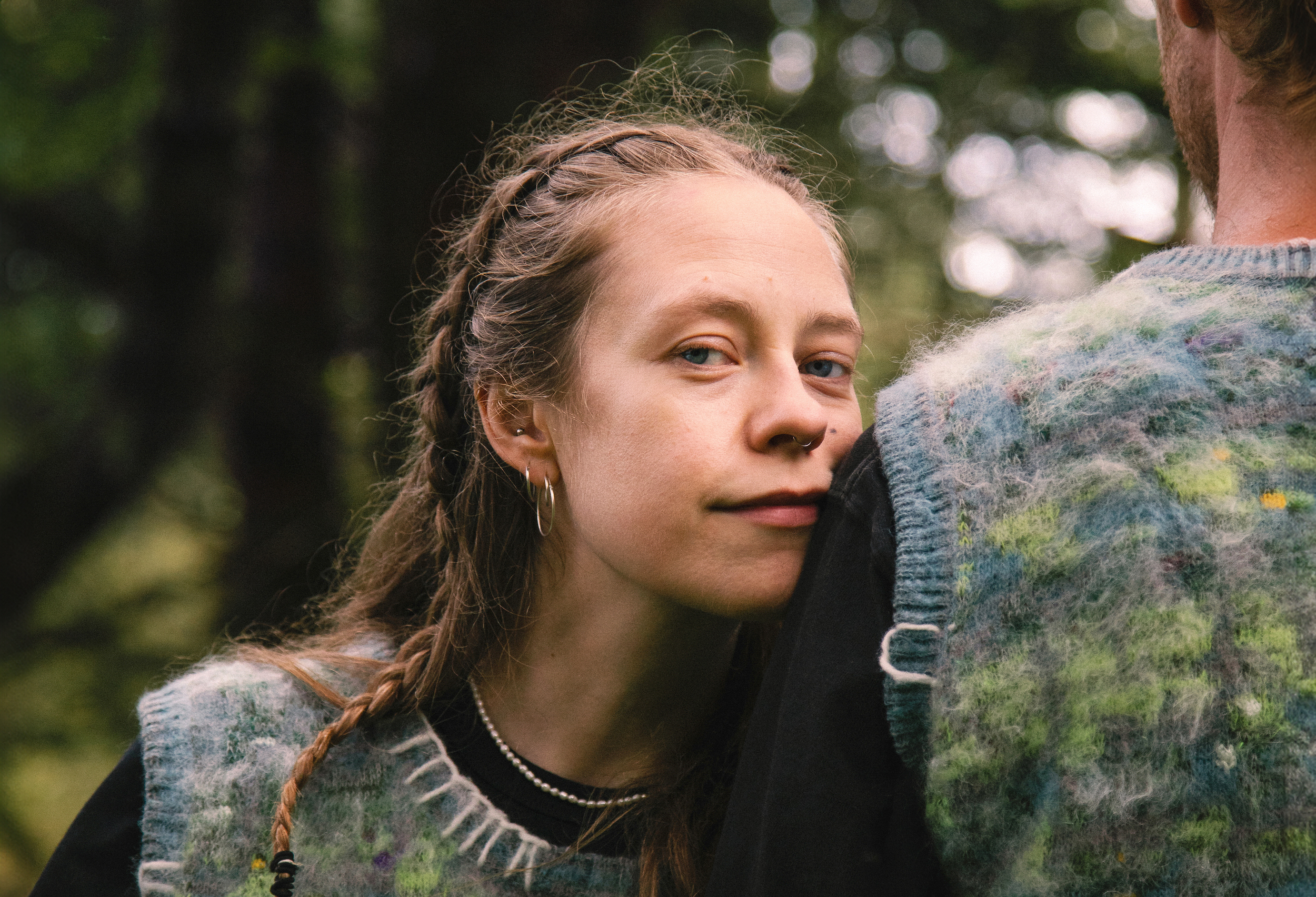 Katie Silvester Anna B Savage Anna Aaron Shoulder LANDSCAPE FINAL