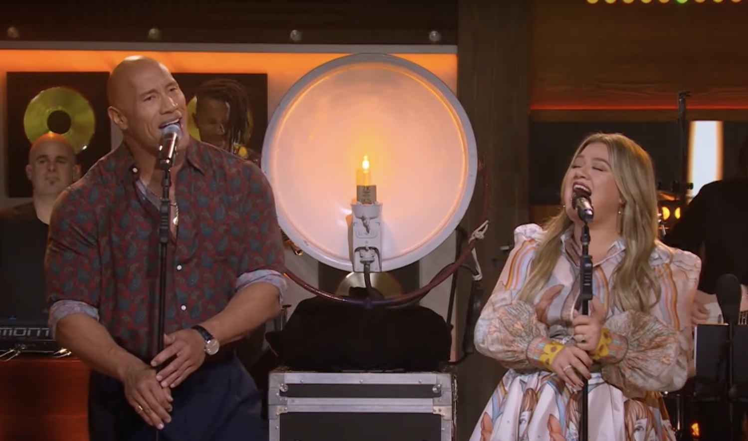 Kelly Clarkson The Rock Loretta Lynn cover