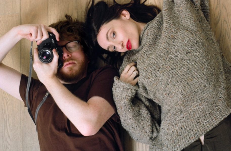 King Hannah Davey Says