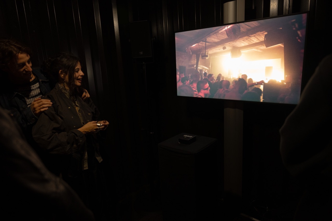 Kyiv Black Box Camille Blake 15 Large