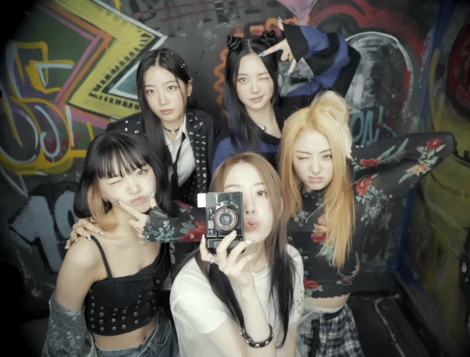 LE SSERAFIM ANTIFRAGILE highlight medley