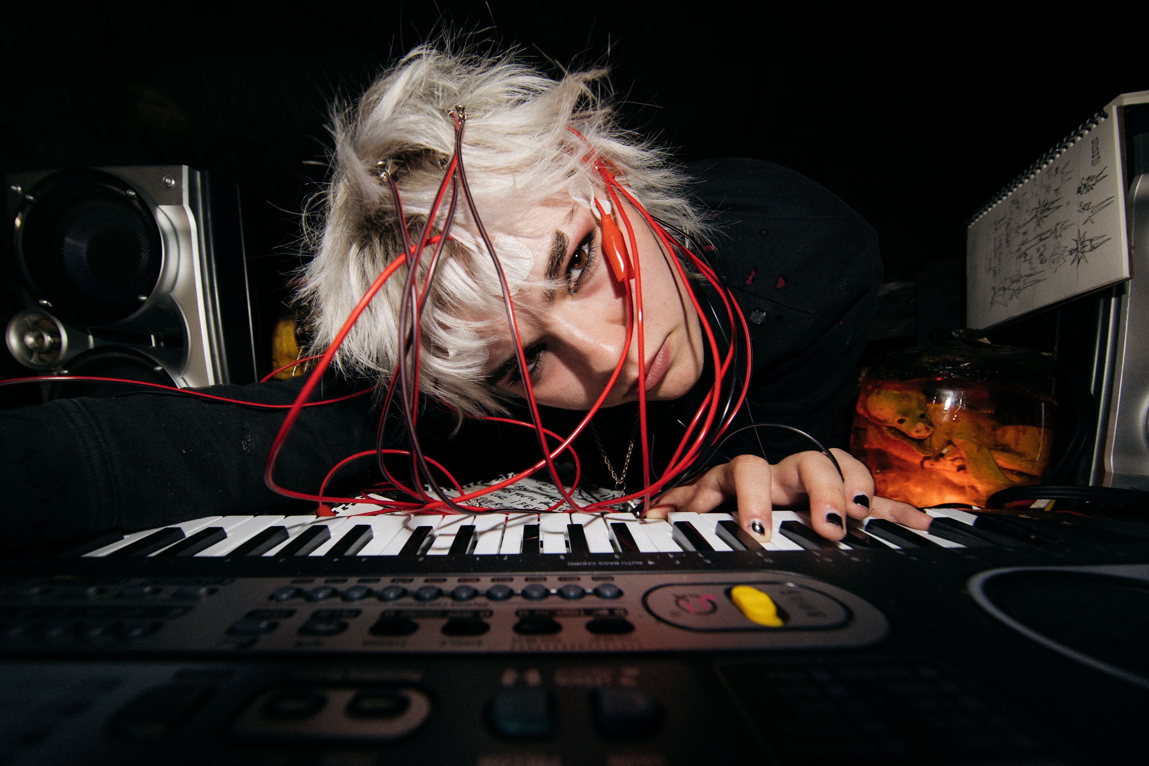 ratbag shares new single, "how to cry"