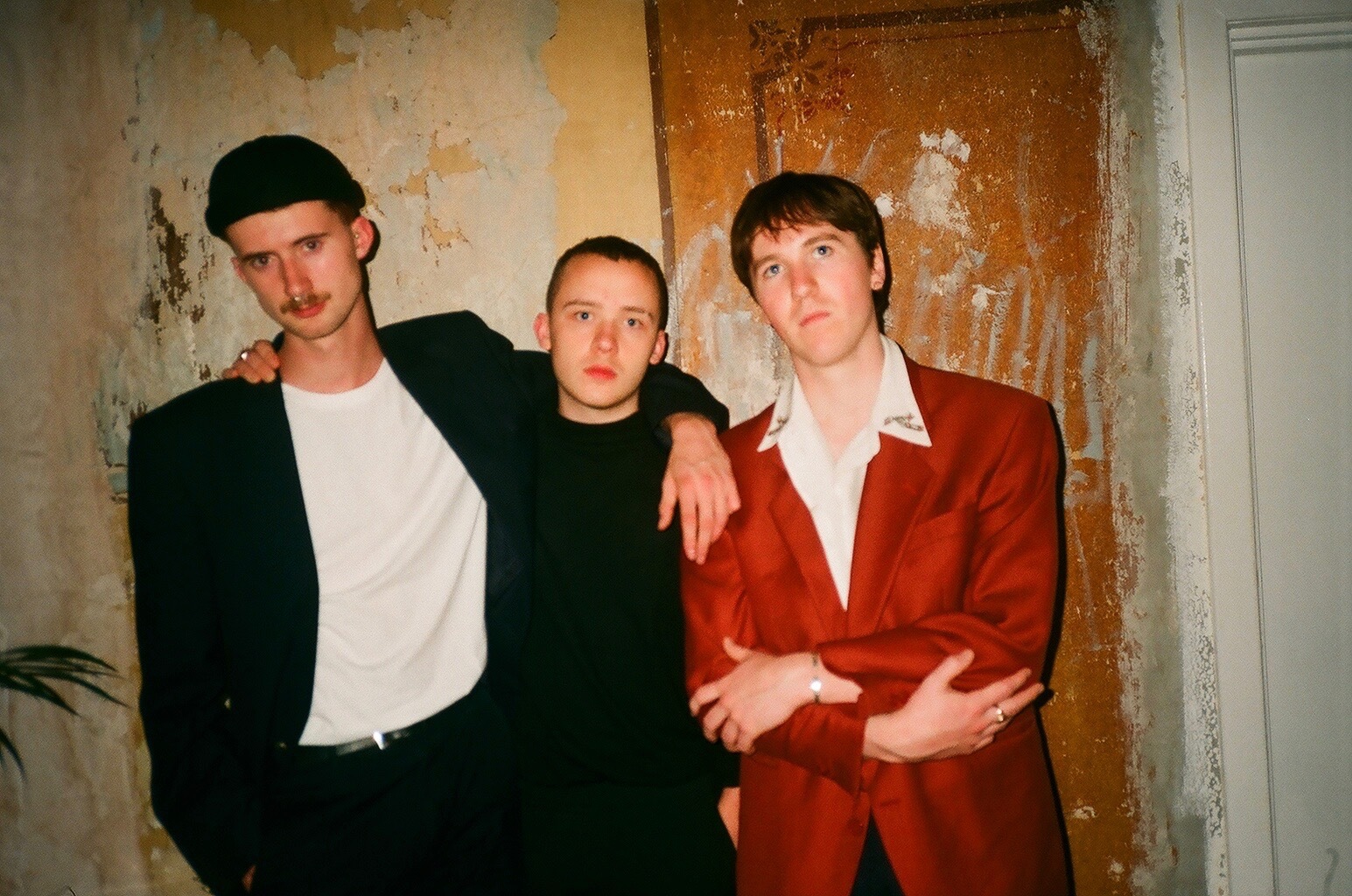 LYLO press shot colour 72dpi