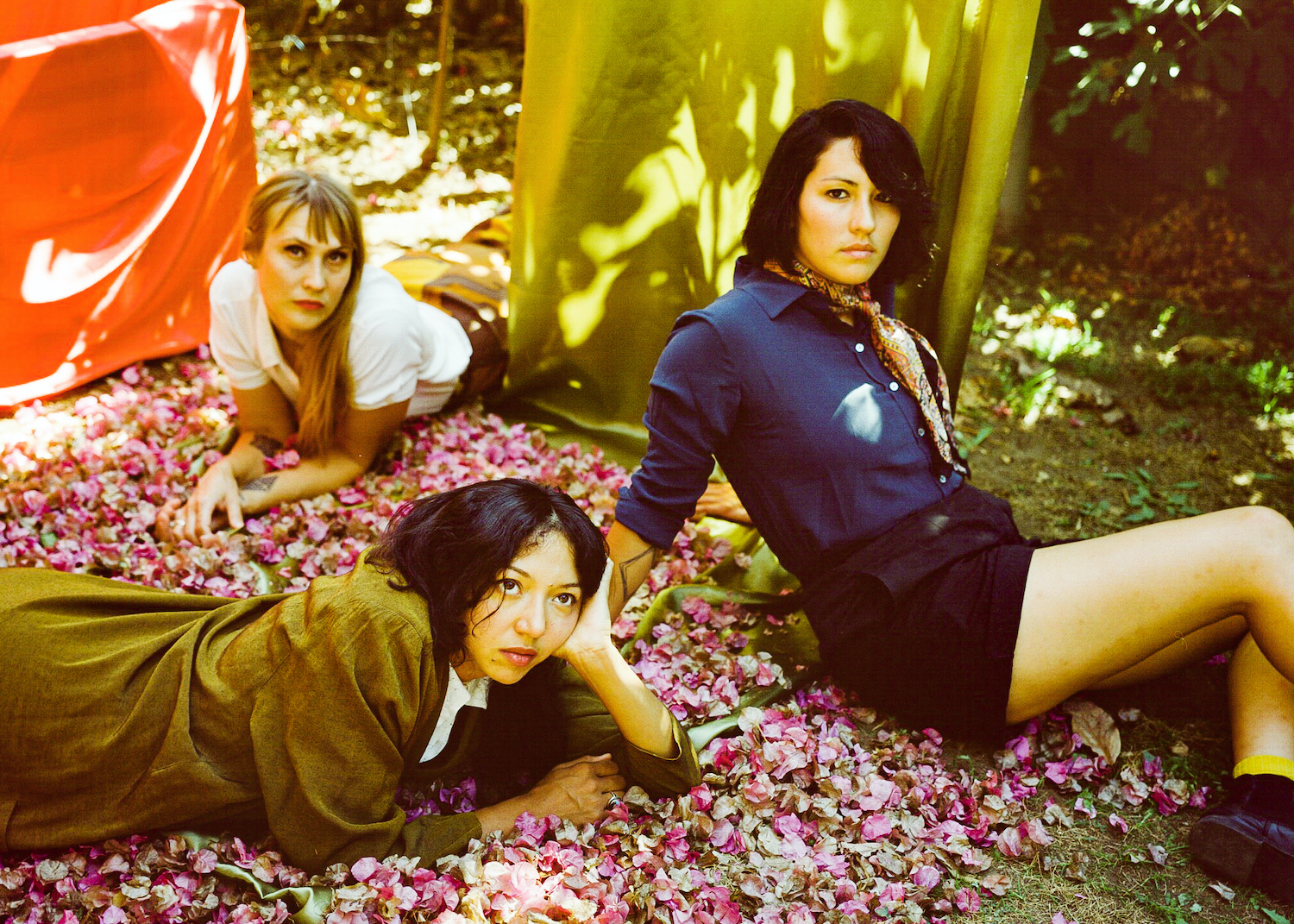 La Luz 2020 promo 18 Pooneh Ghana 2008x1434 300