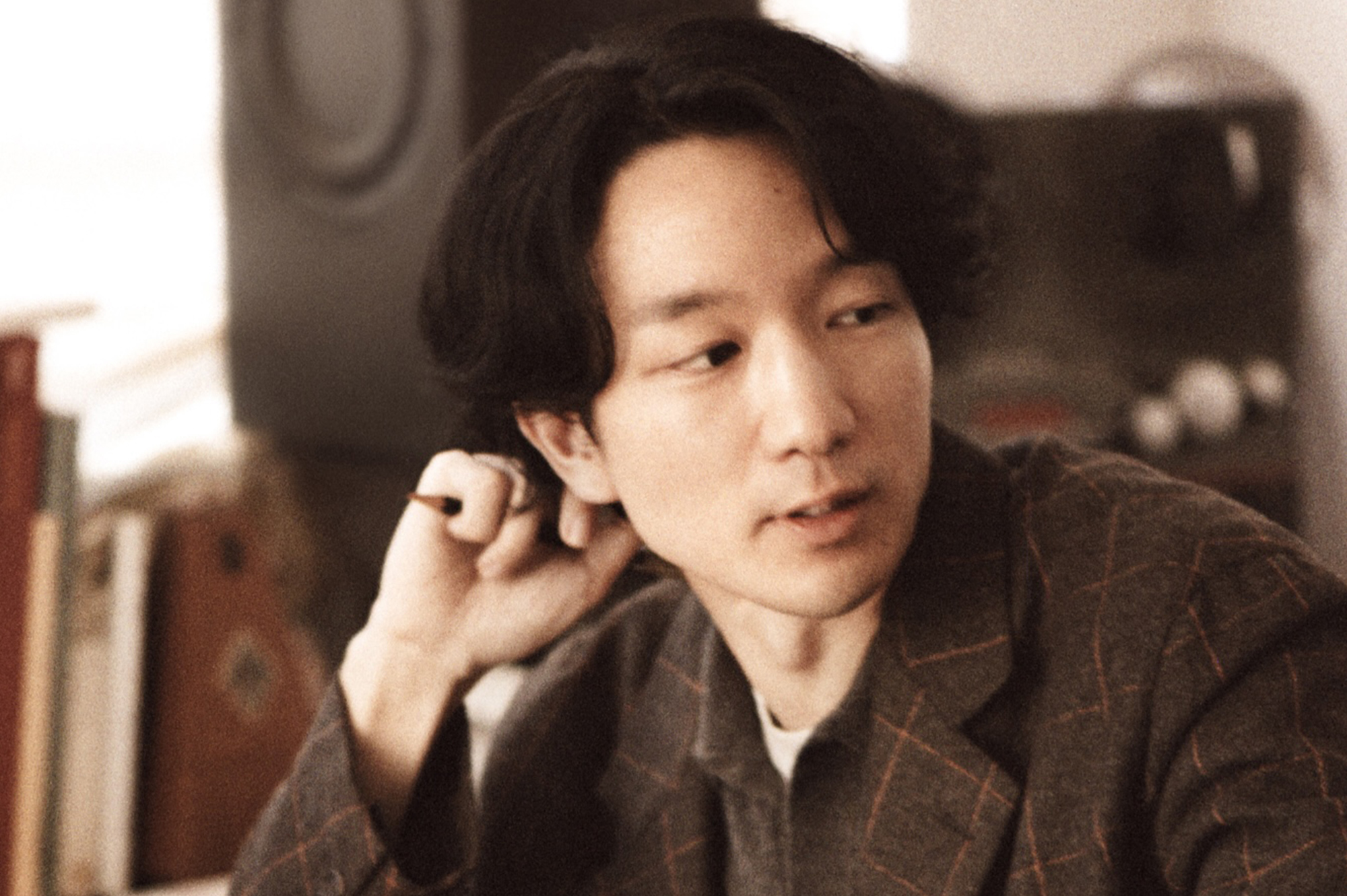 Yuma Koda revisits the cinema of his childhood on delicate ballad “ende”