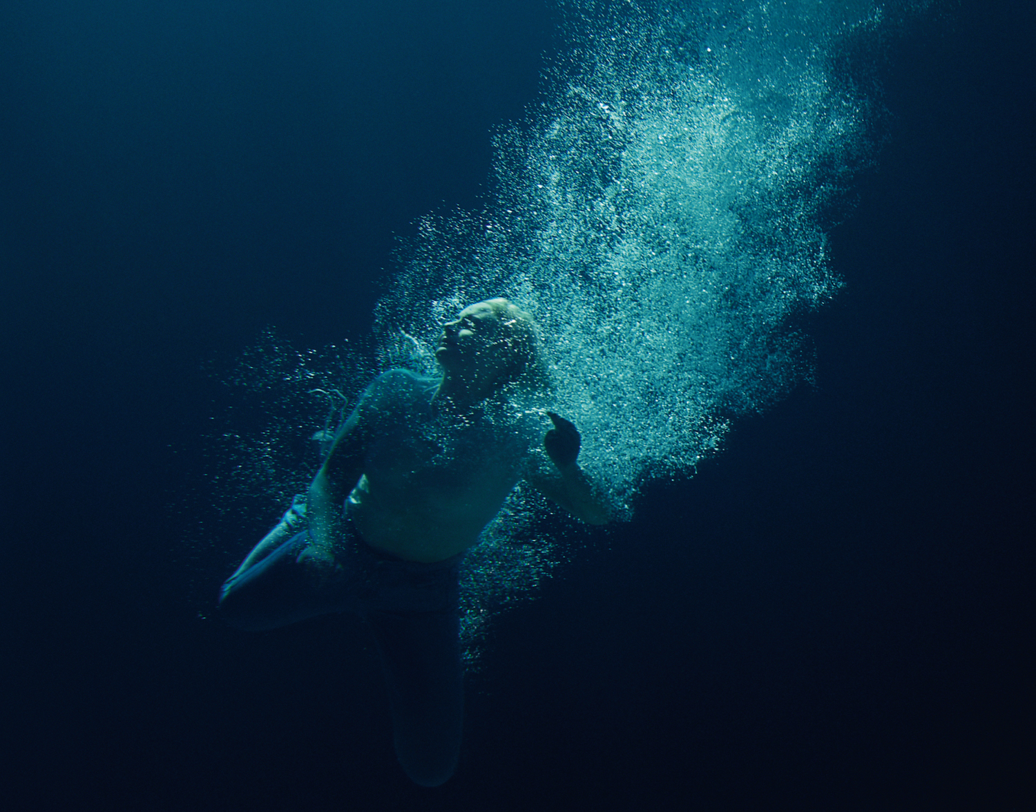 Lapsley Through Water 4000x4000