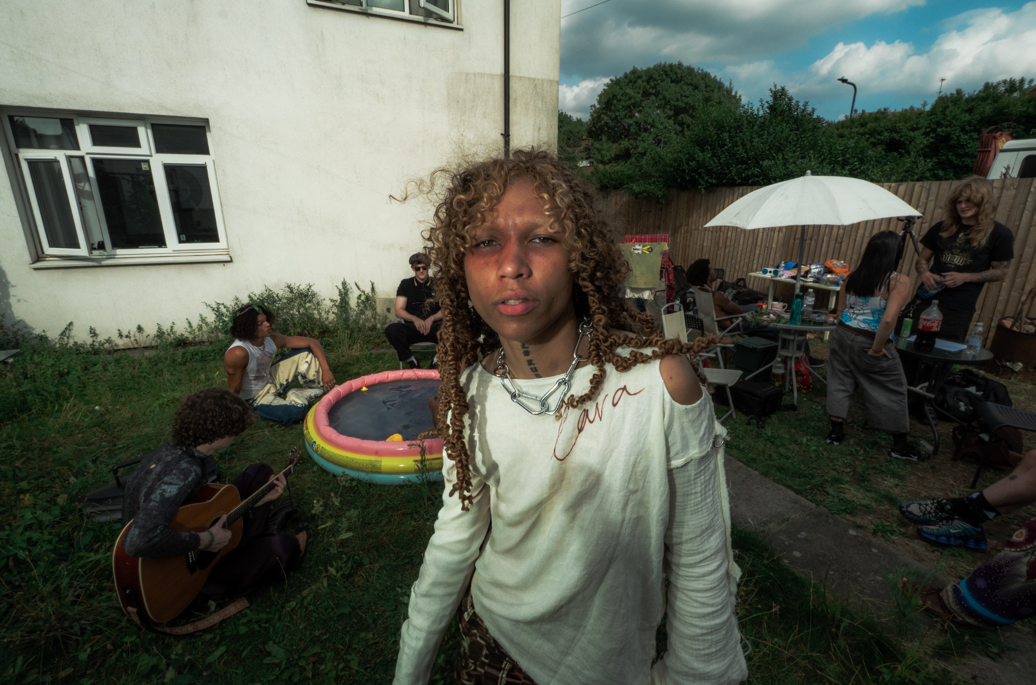 Lava La Rue easy come easy go