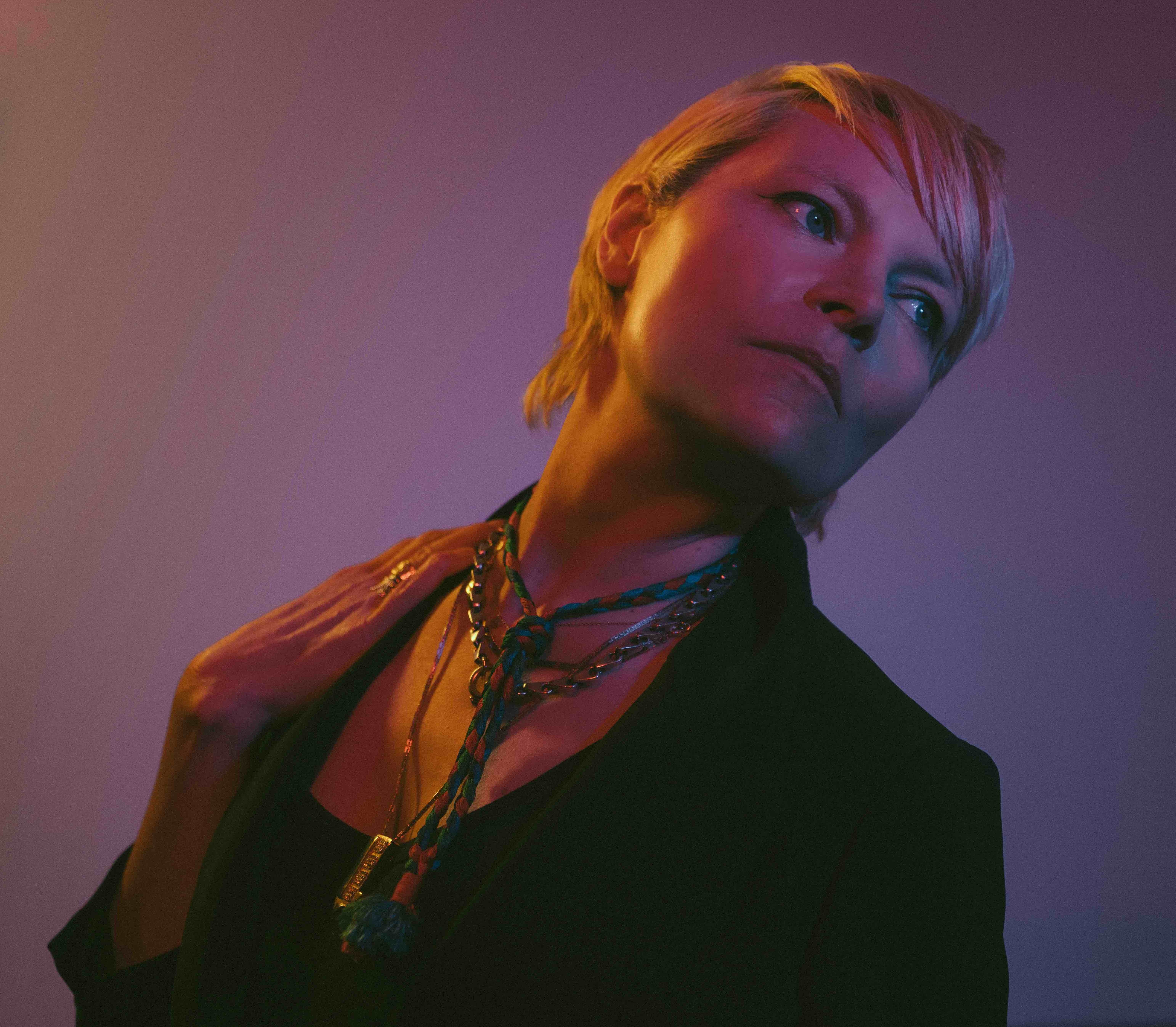 Liela Moss Transparent Eyeball