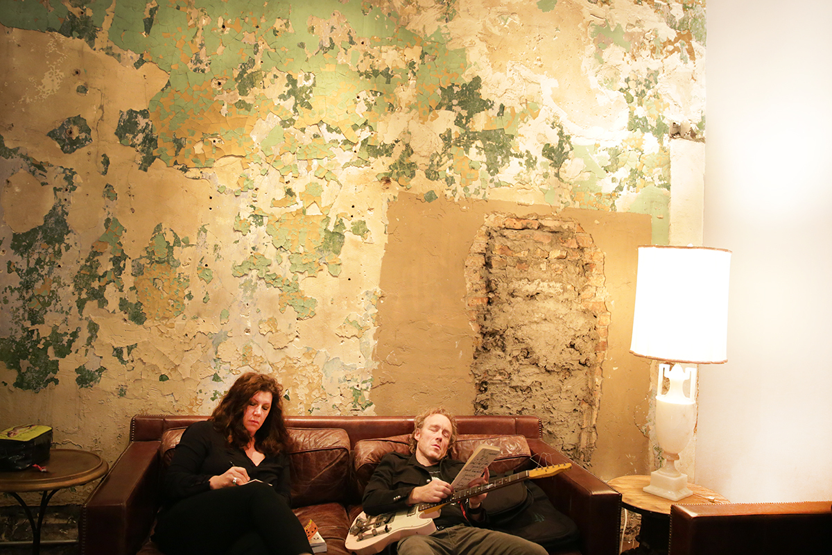 Line of the Best Fit Low create a setlist