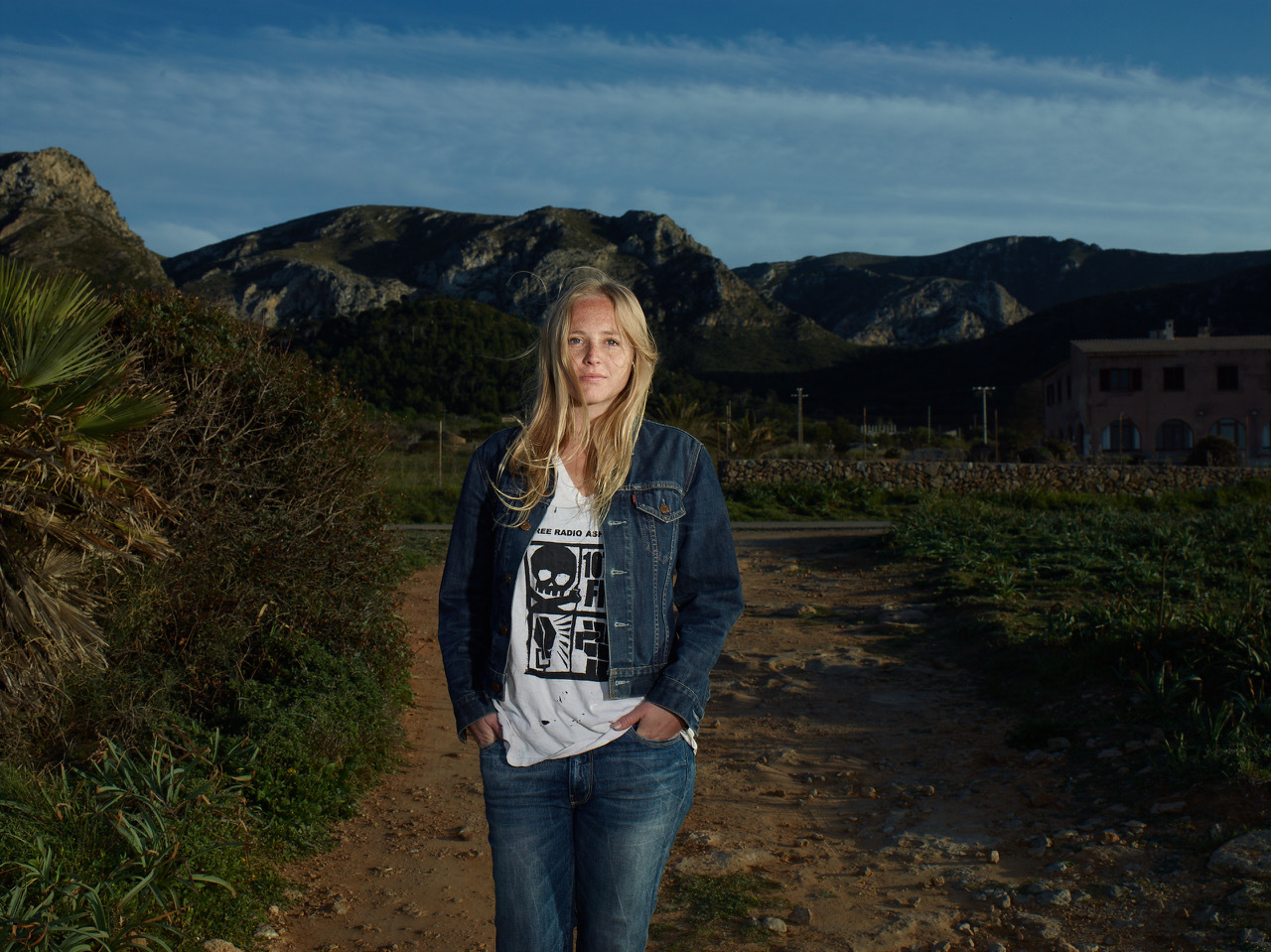 Lissie Elaine Constantine 1