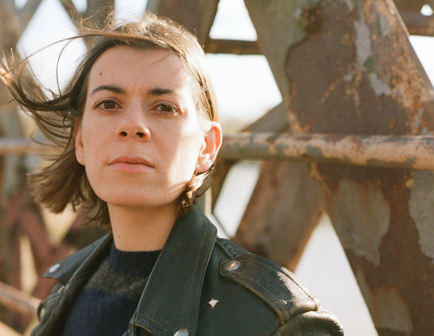 Liz Lawrence DFF Sqr