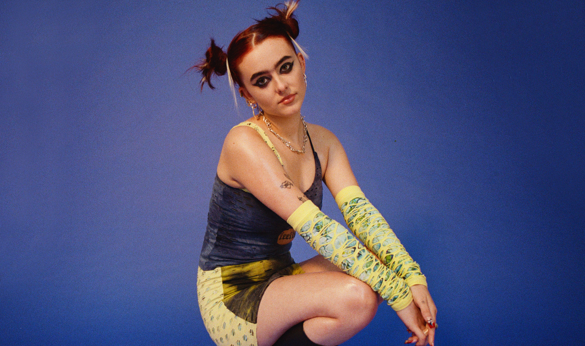 Lozeak arrives with unfiltered alt-pop debut 