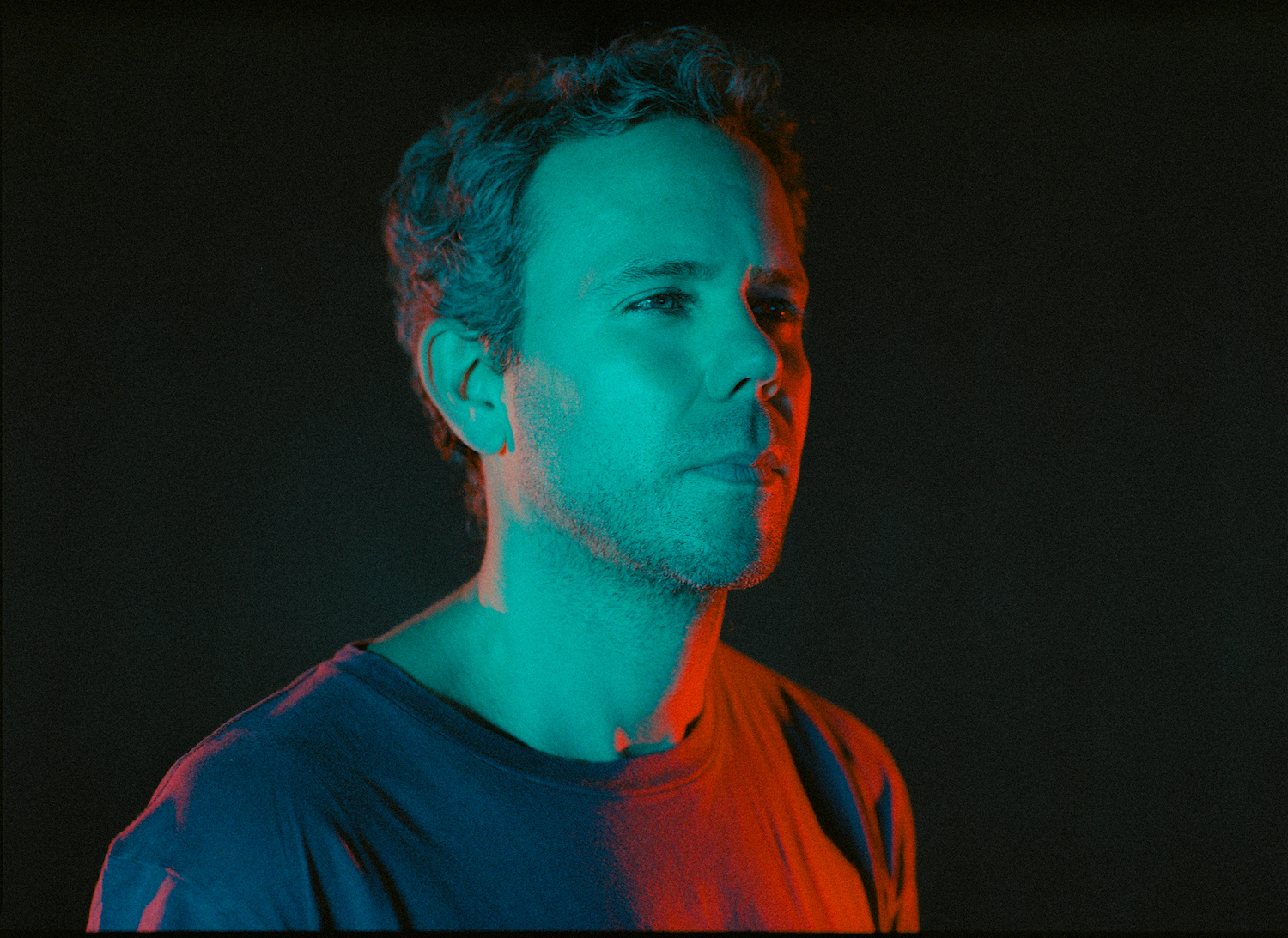 M83 blue and red lighting Ella Herme