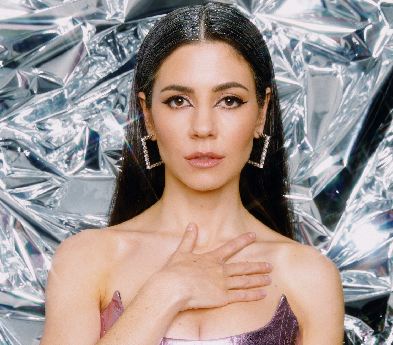 MARINA VENUS SINGLE press no credit given