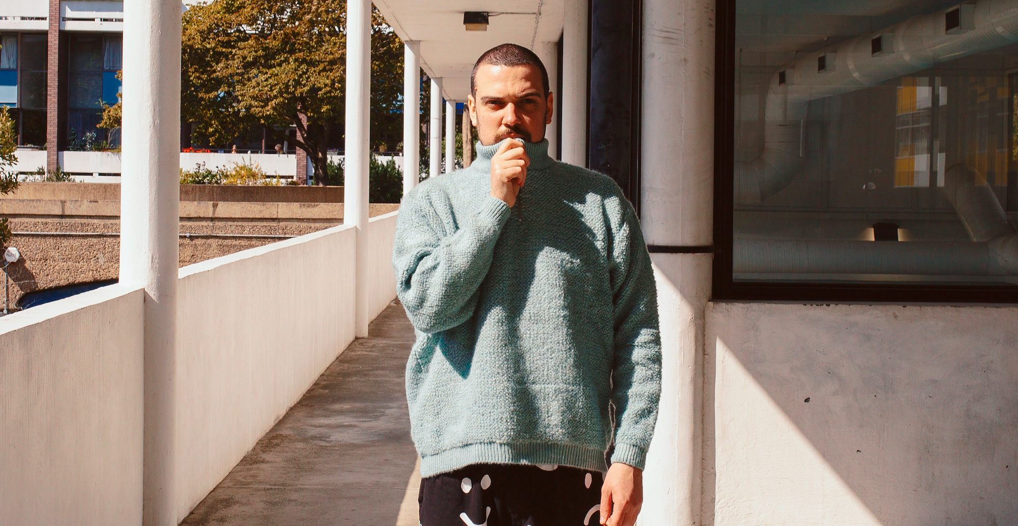 MH Mirror Mirror Press Shot1