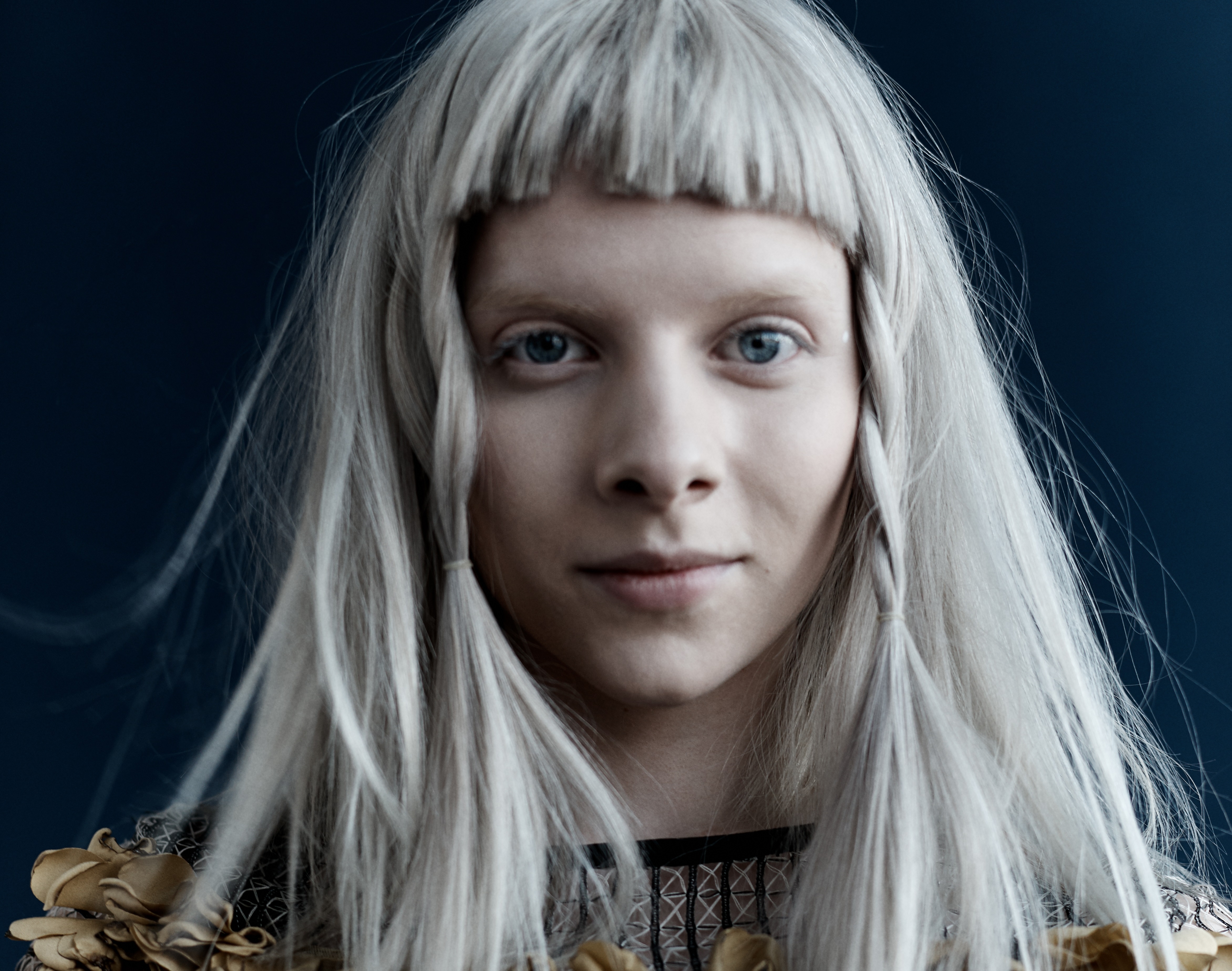 MORGAN HILL MURPHY AURORA NIKON 03 401