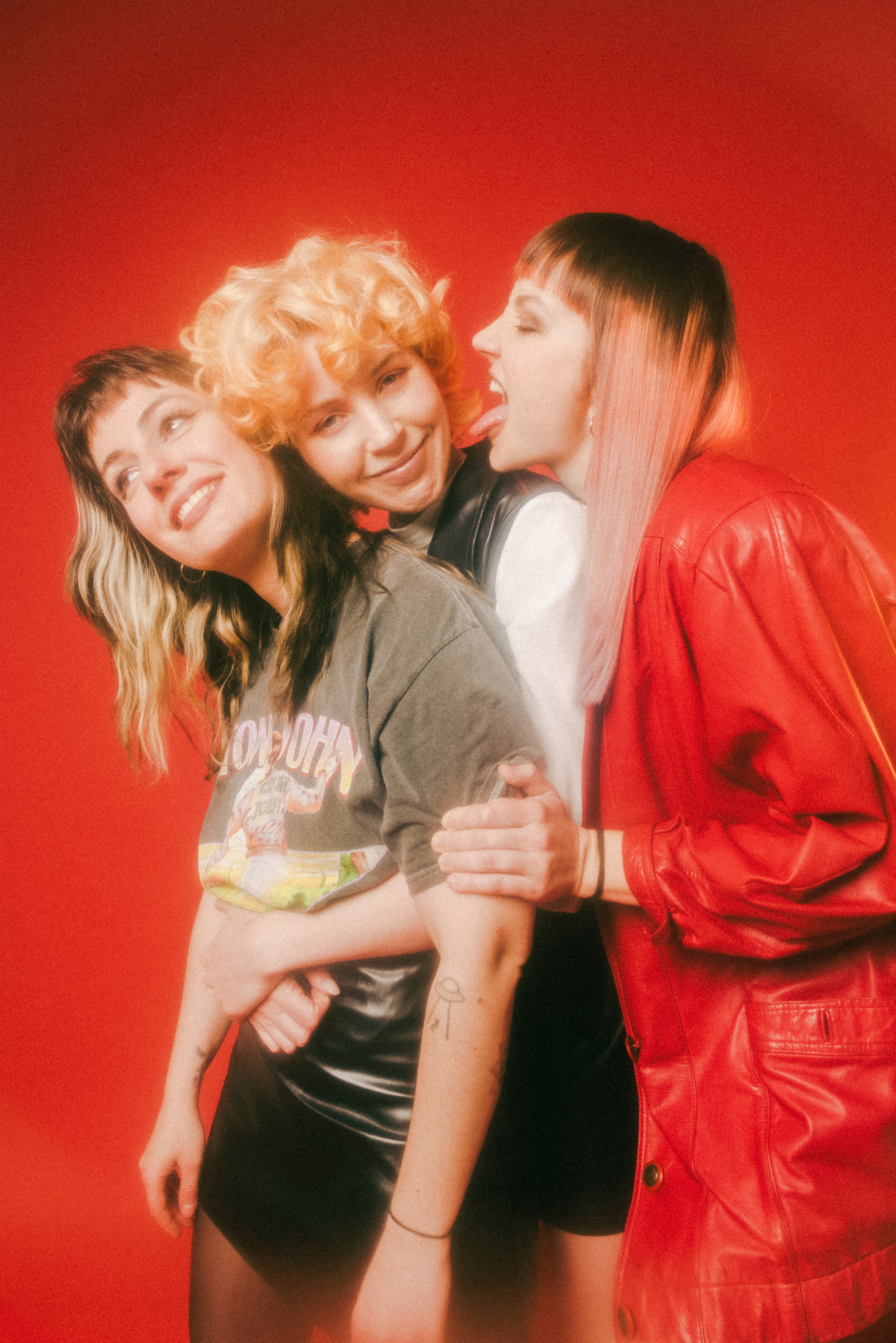 MUC by Mala Kolumna 1