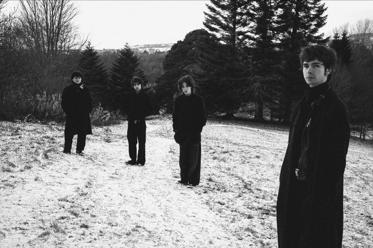 Makeshift Art Bar sign to Heist or Hit and announce new EP, Marionette