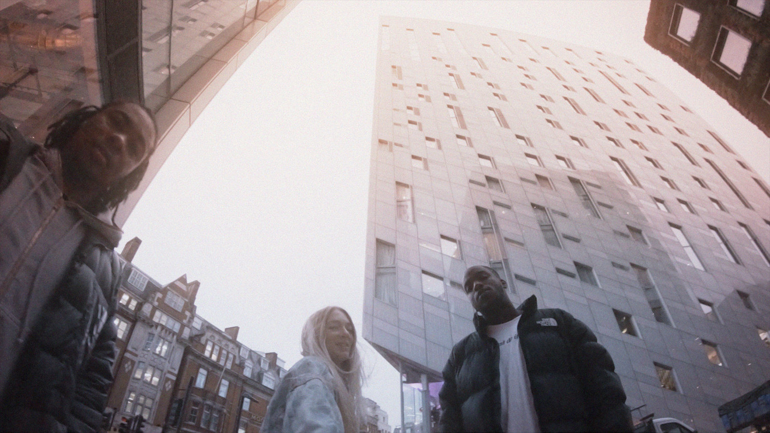 Marie Dahlstrom Rising 00 00 14 17 Still001