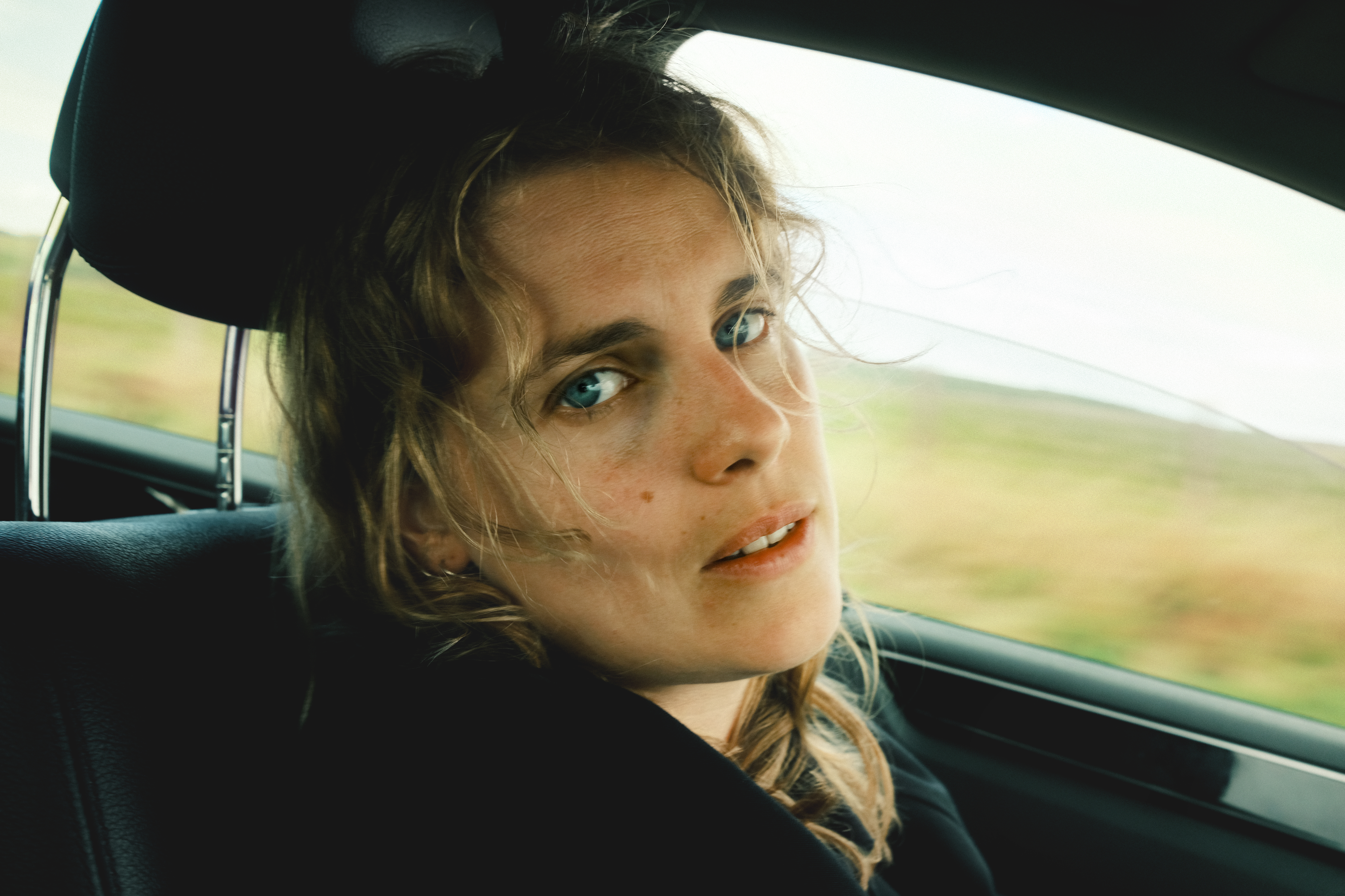 Marika Hackman 2026 LEAD PHOTO Jono White