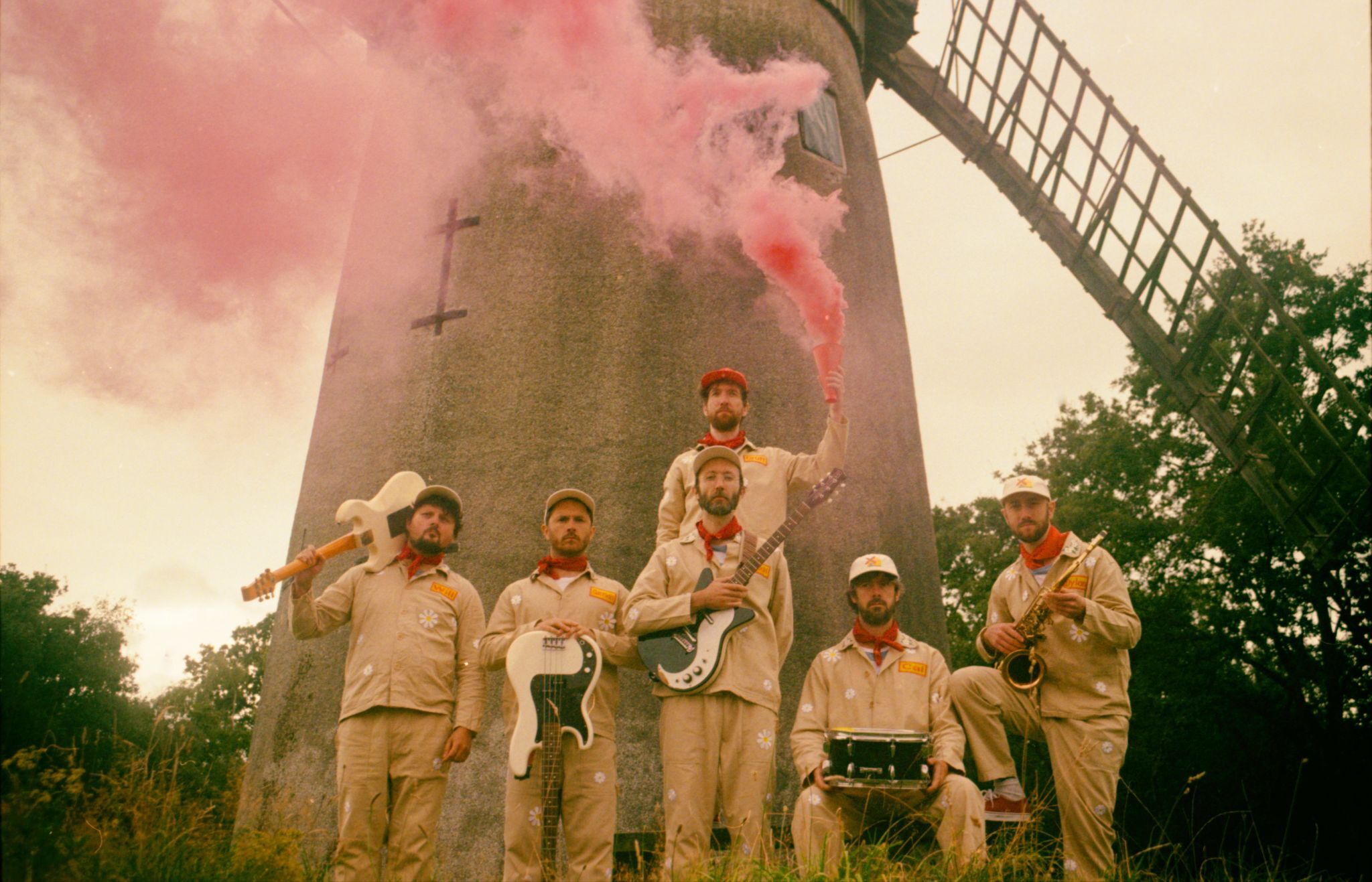 Melin Melyn debut album