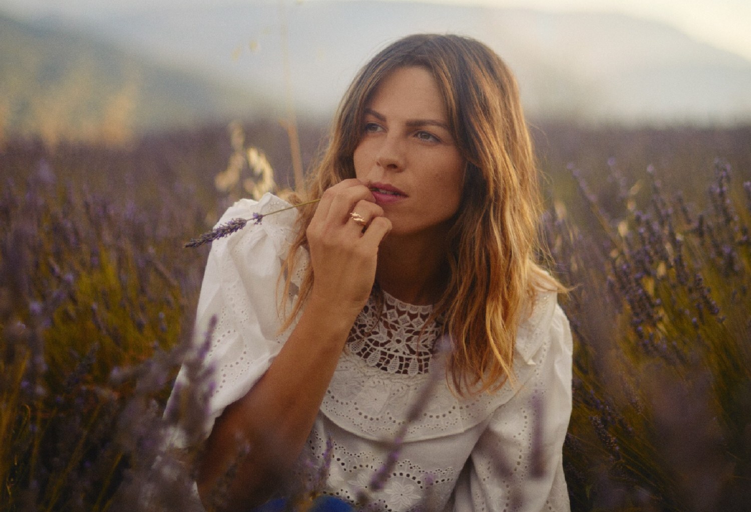 Melodys Echo Chamber Diane Sagnier Alma 300 DPI