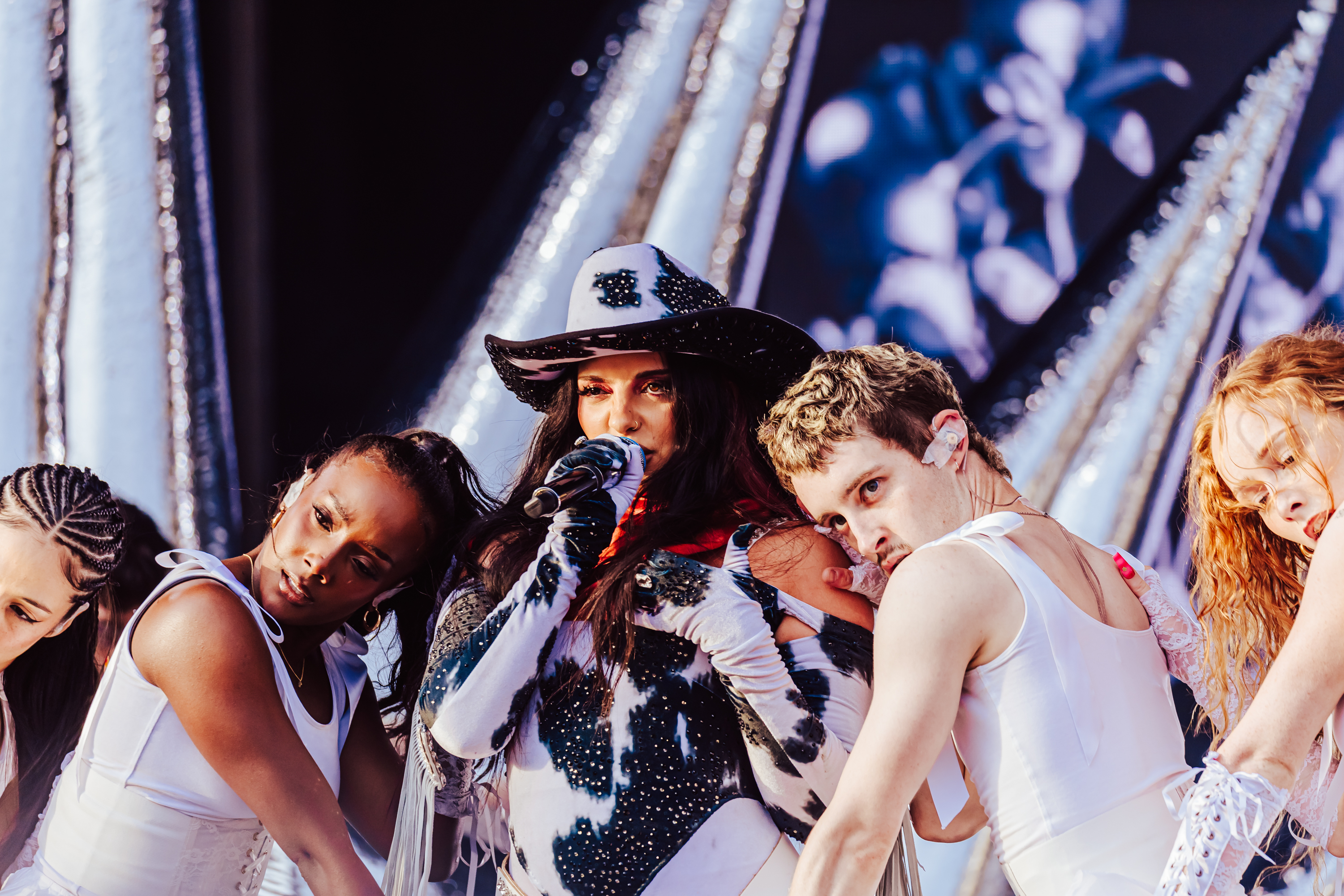 Mighty Hoopla 2025 by Corinne Cumming 01281