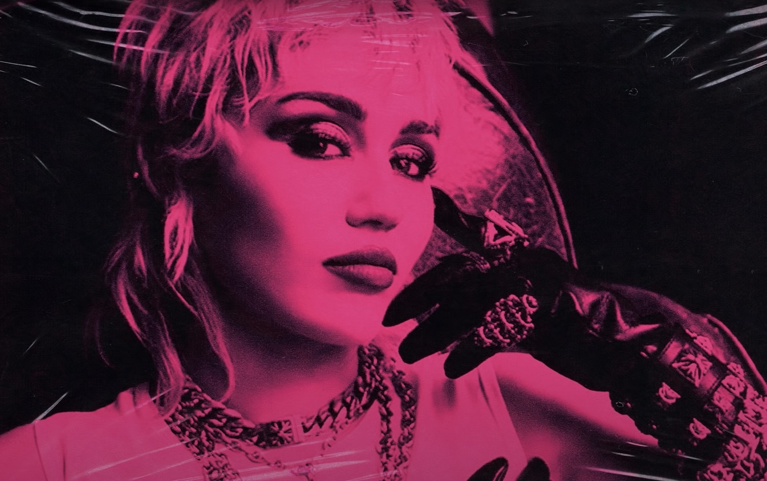 Miley Cyrus Plastic Hearts artwork